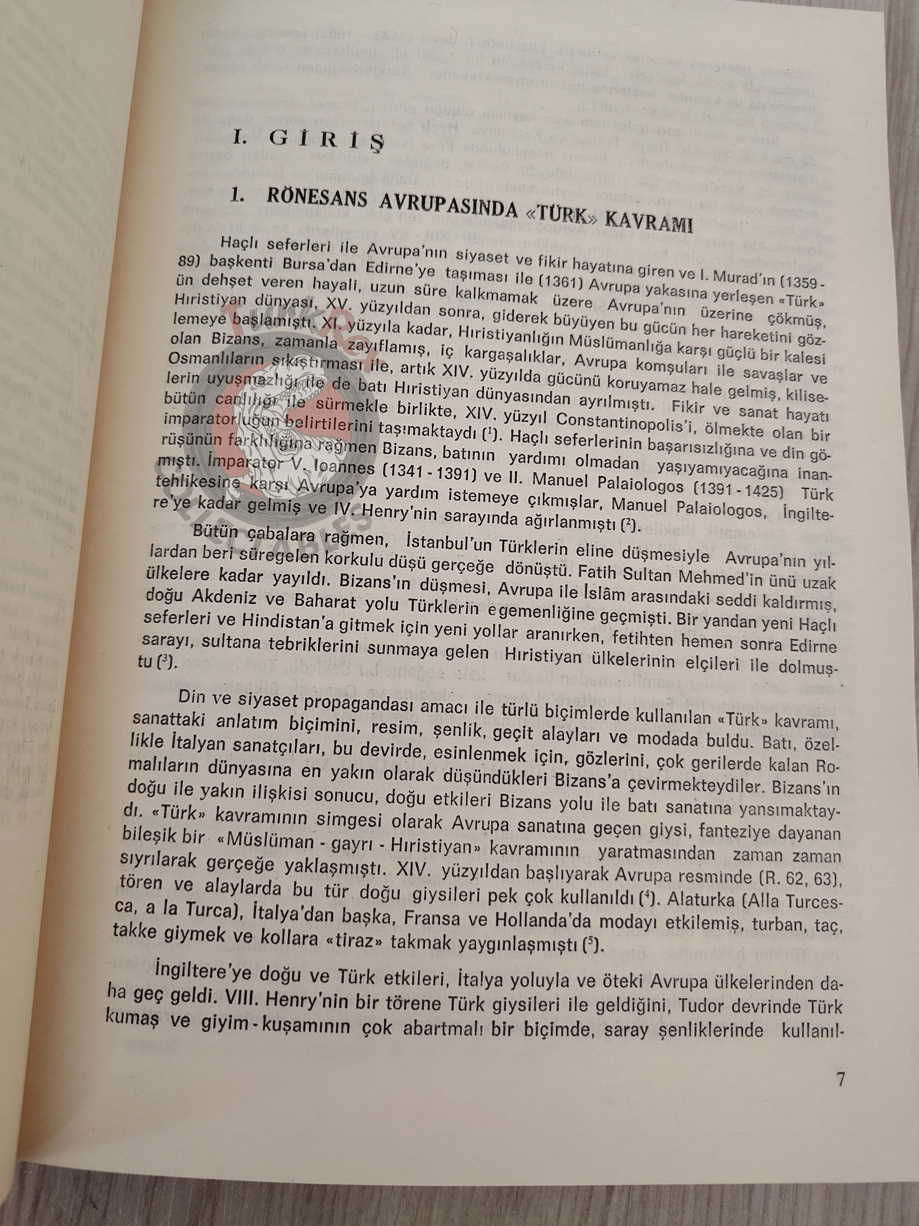 Life in Istanbul in the XVIth Century According to British Travellers 1983 Turkish Book Turkey