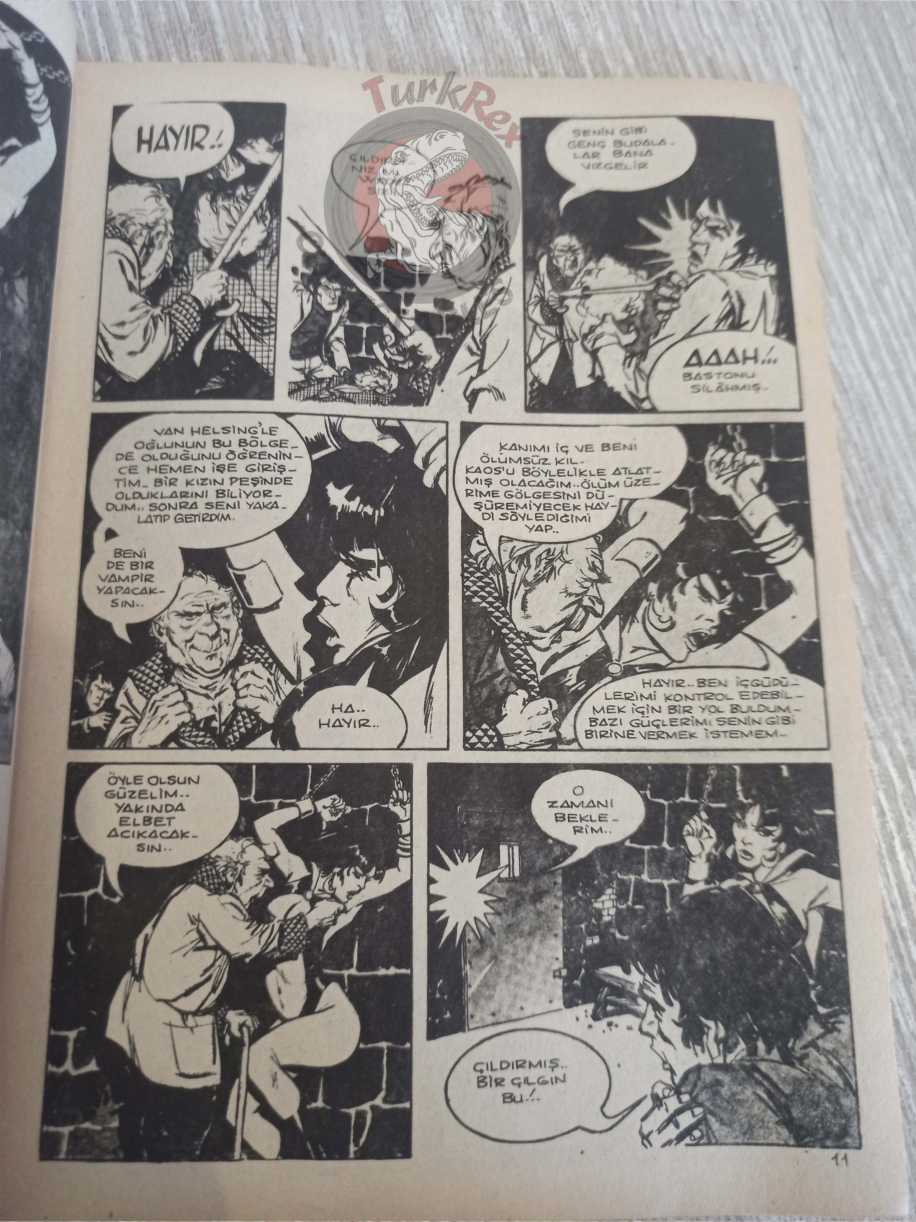 Vampirella #2 1976 Turkish Comic Turkey Warren Publishing cover #12 Dracula
