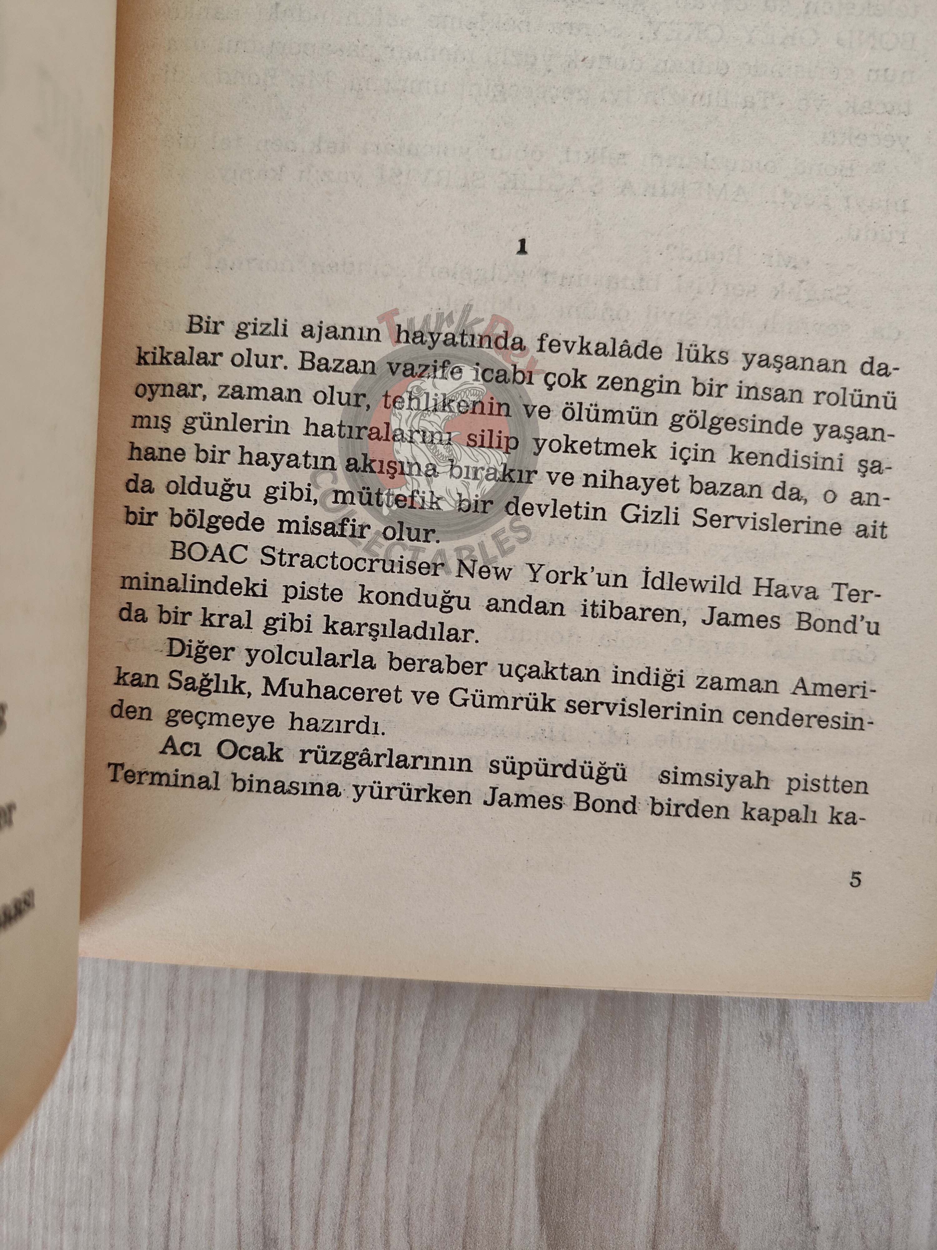 James Bond - Live and Let Die 1984 Turkish Book Turkey Ian Fleming