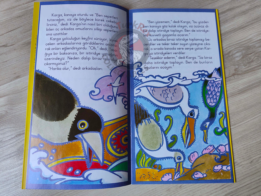 Native American Legends: Crow Goes to Pick Strawberries  Turkish Book Turkey Illustrated