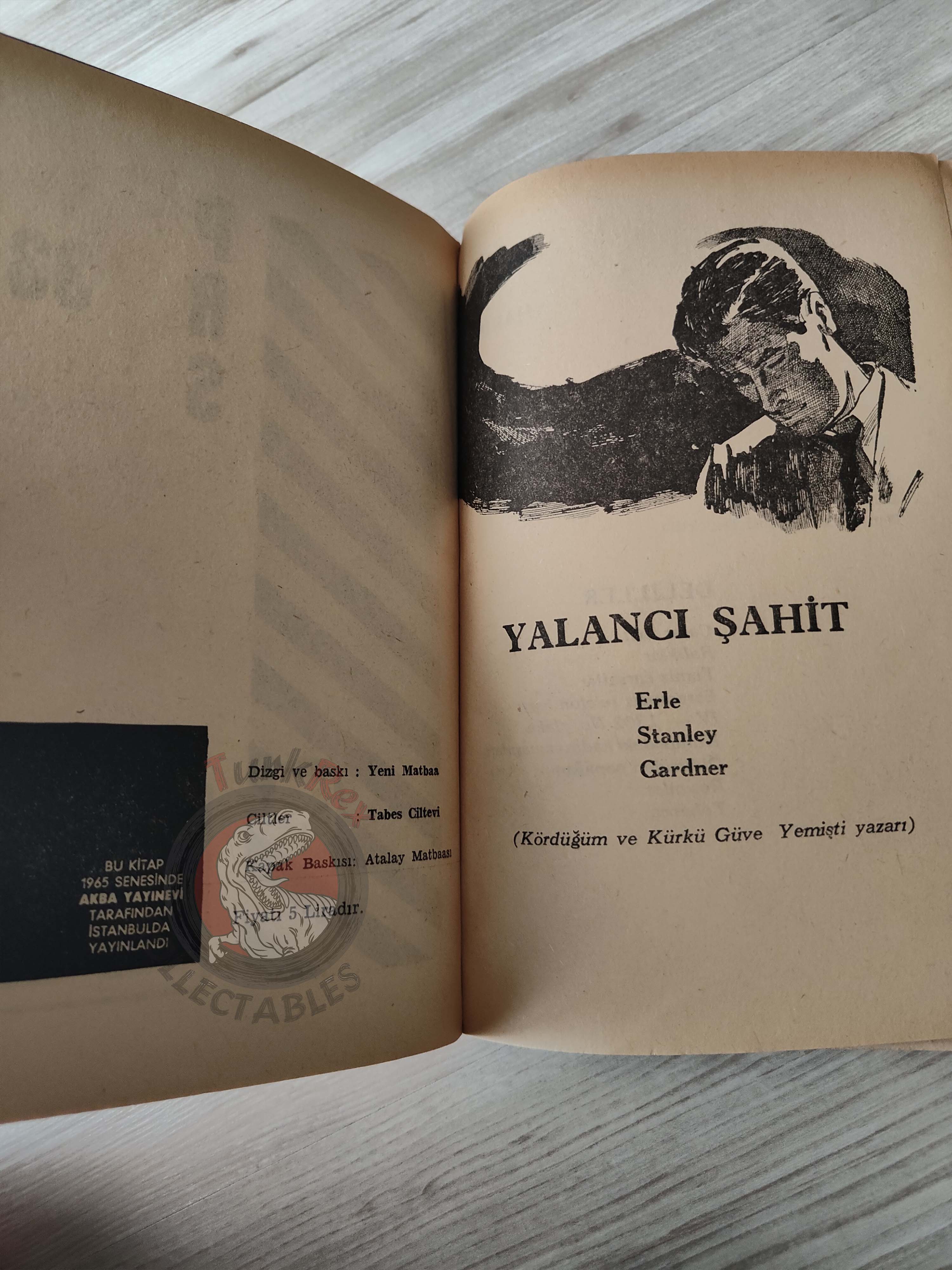 Erle Stanley Gardner – The Case of the Perjured Parrot 1965 Turkish Book Turkey