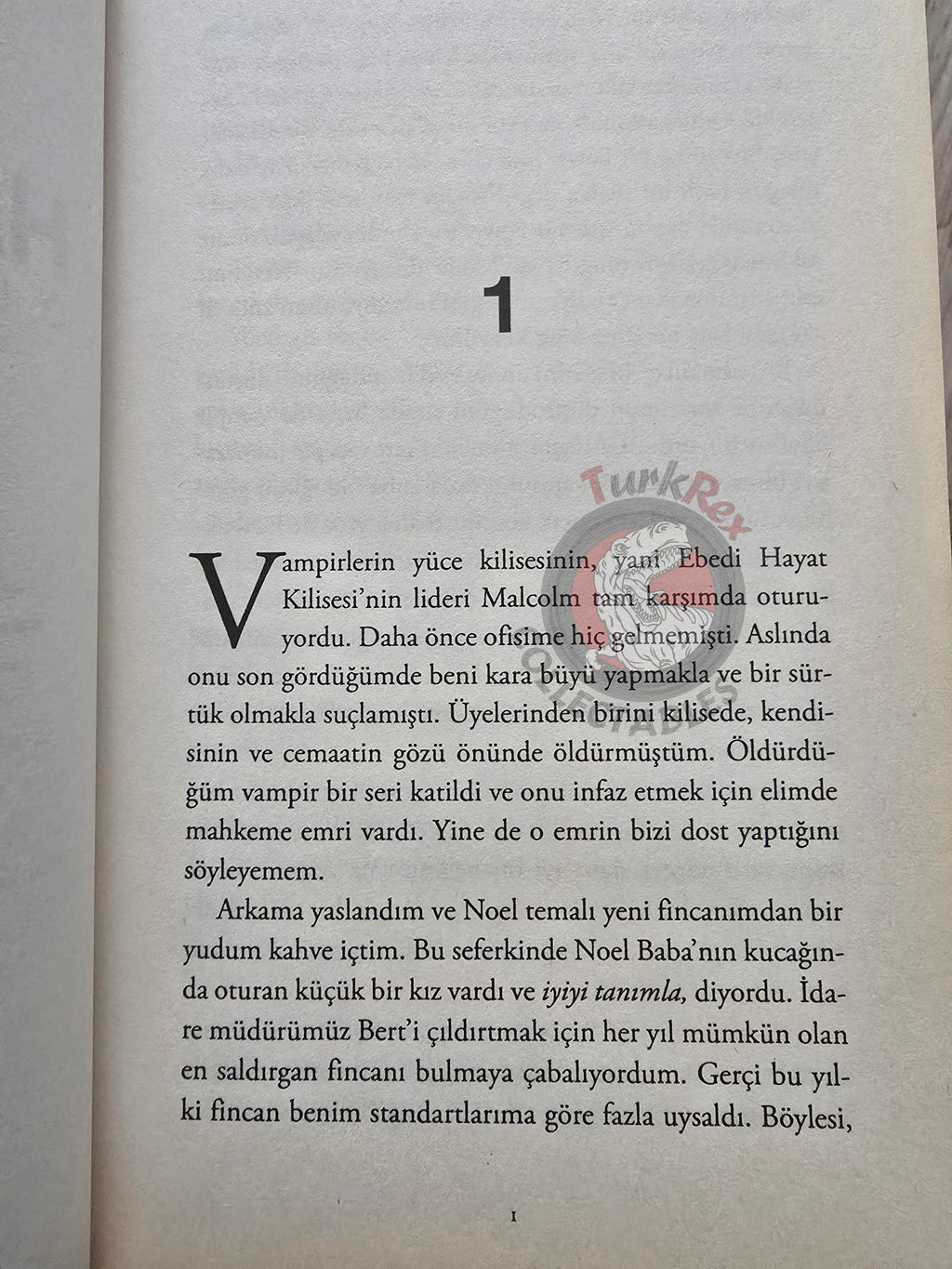 Laurell K. Hamilton – The Harlequin 2011 1st Turkish Book Turkey Anita Blake: Vampire Hunter