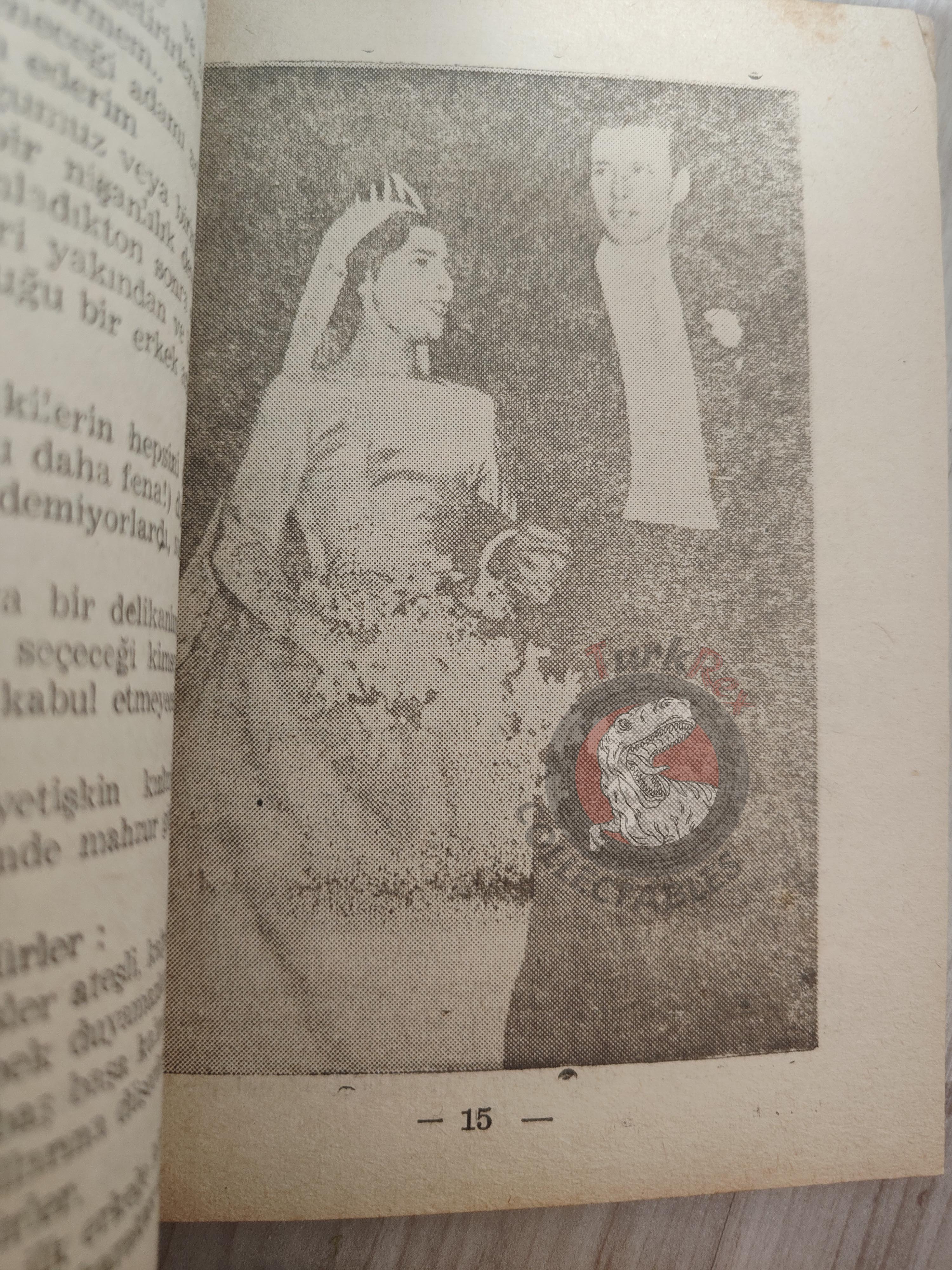 The Homemaker 1959 1st Turkish Book Turkey Sexology Women