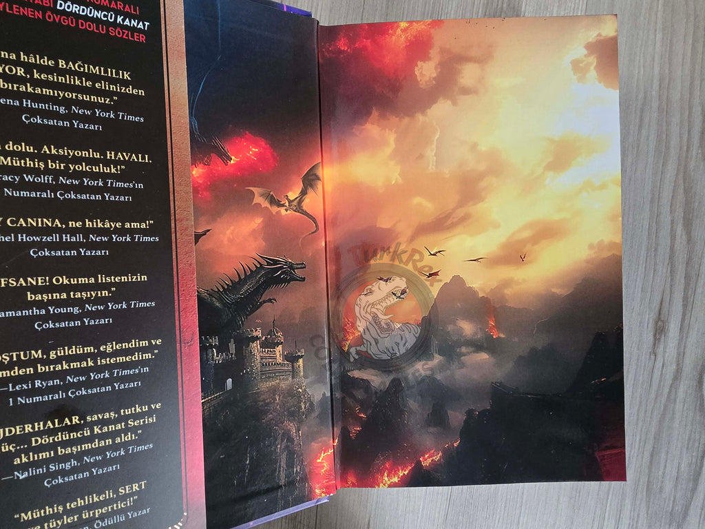 Rebecca Yarros –  Iron Flame 2024 1st HC/DJ Turkish Book Turkey Sprayed edges