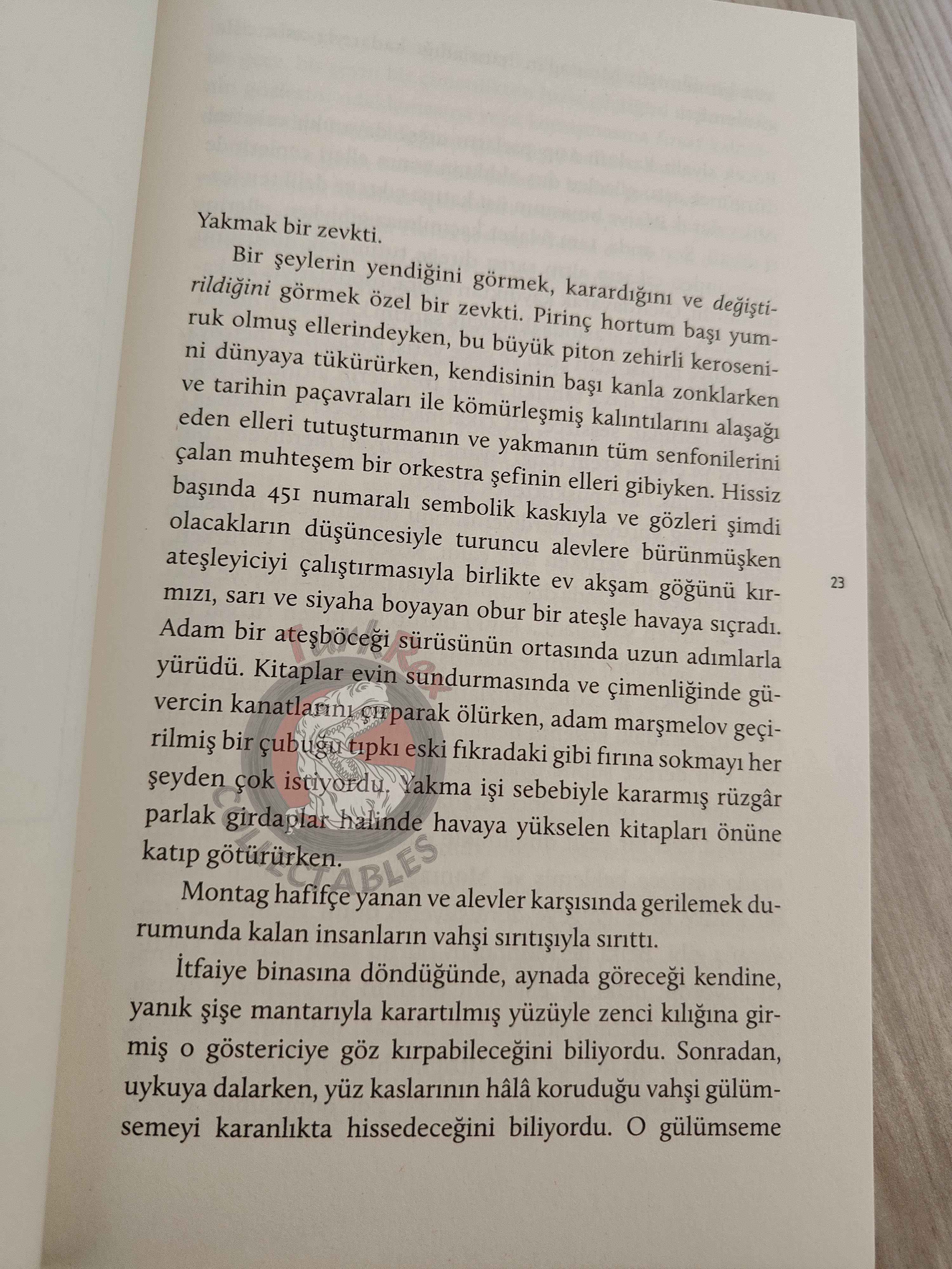 Ray Bradbury – Fahrenheit 451 2018 Turkish Book Turkey