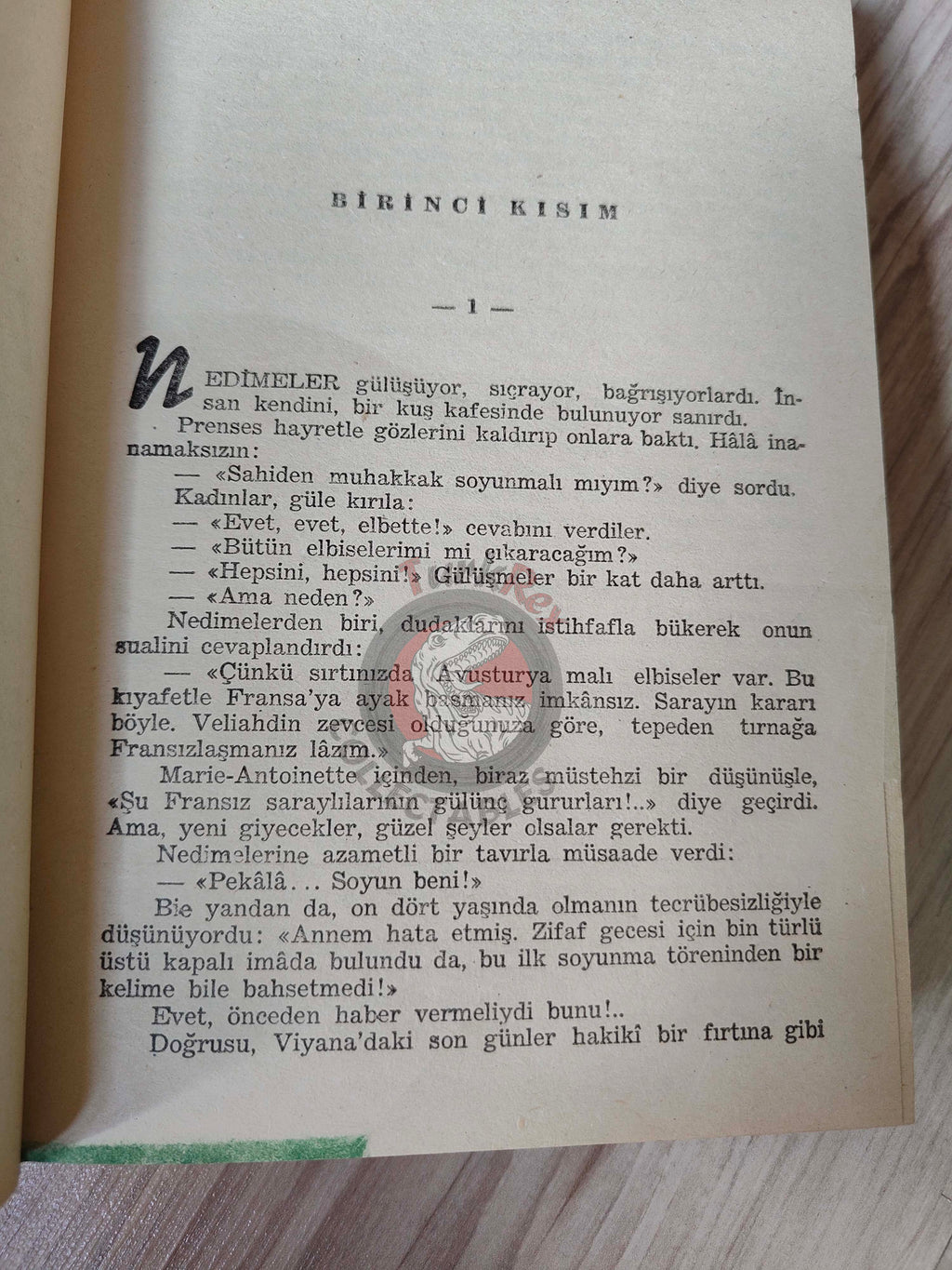 F. W. Kenyon – Marie Antoinette 1958 1st HC/DJ Turkish Book Turkey