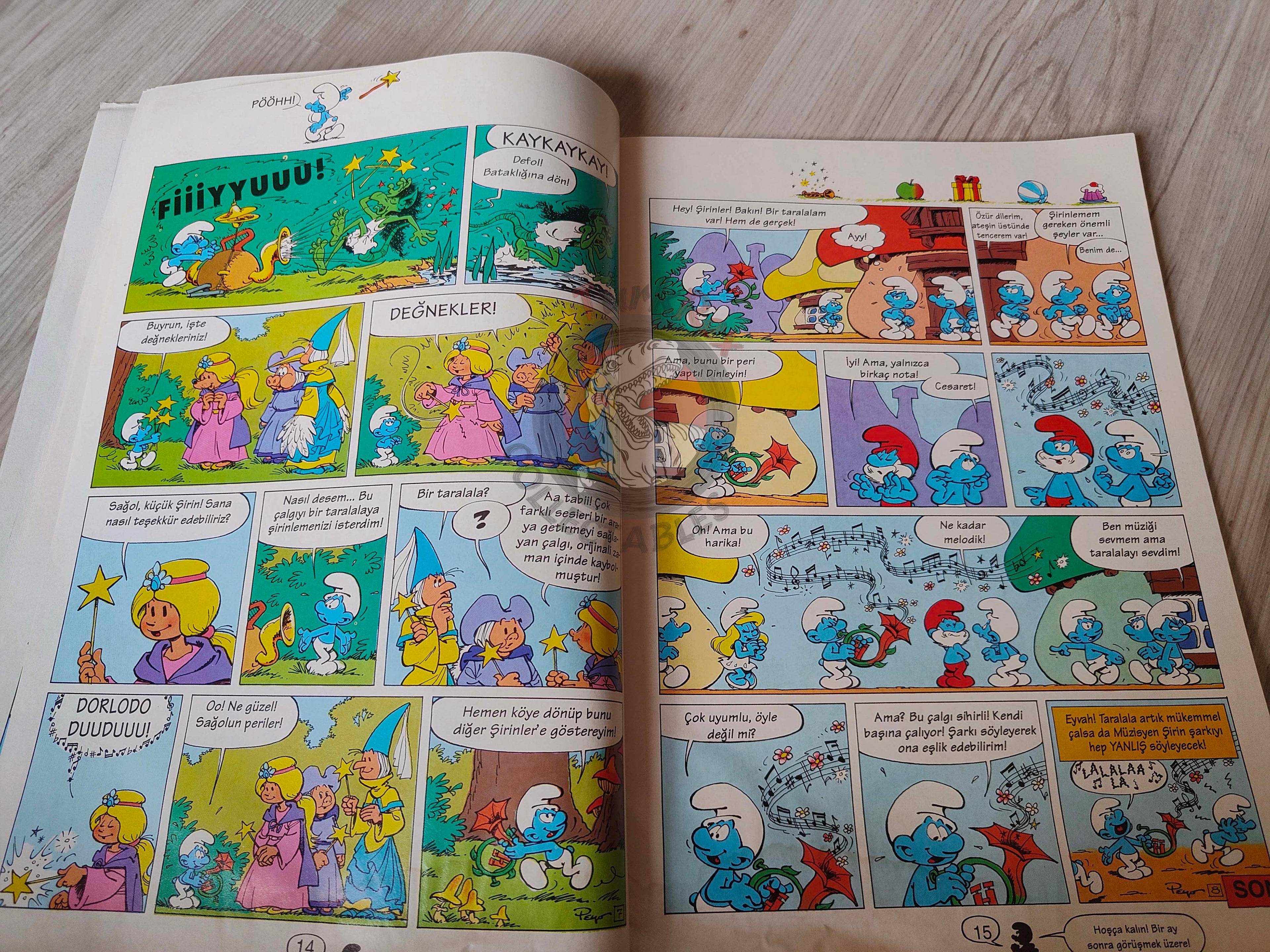 The Smurfs #19 1996 Turkish Comic Magazine Turkey Schtroumpf Pierrot et la lampe