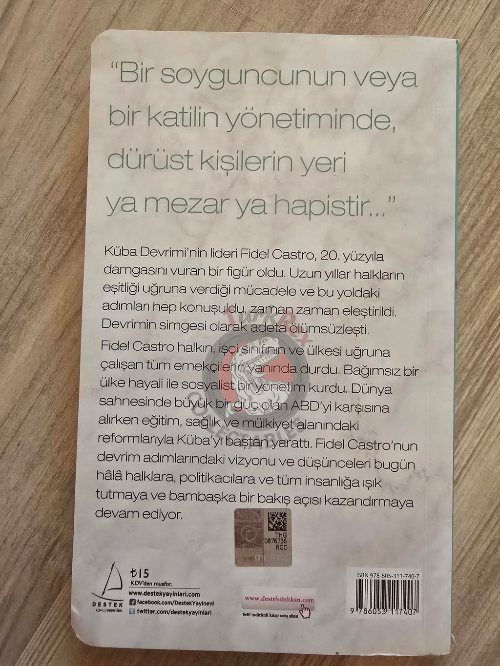 Fidel Castro – Why Should Some People Be Rich? 20020 Turkish Book Turkey