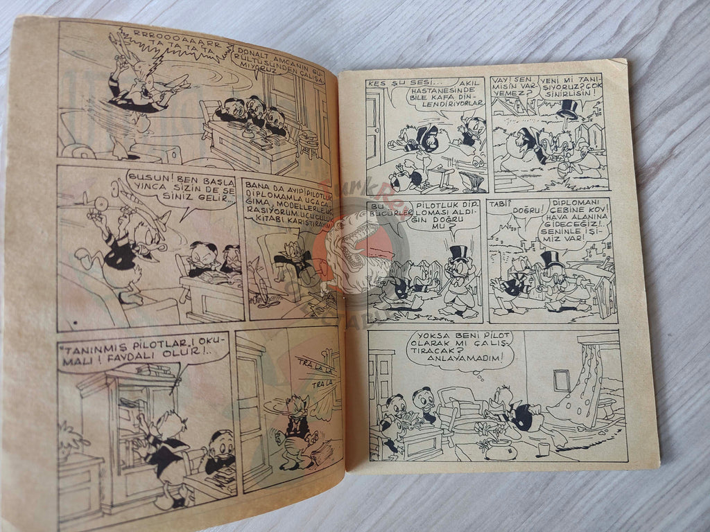 Mickey Mouse Mag #10 1970 Turkish Comic Turkey Walt Disney Donald Duck