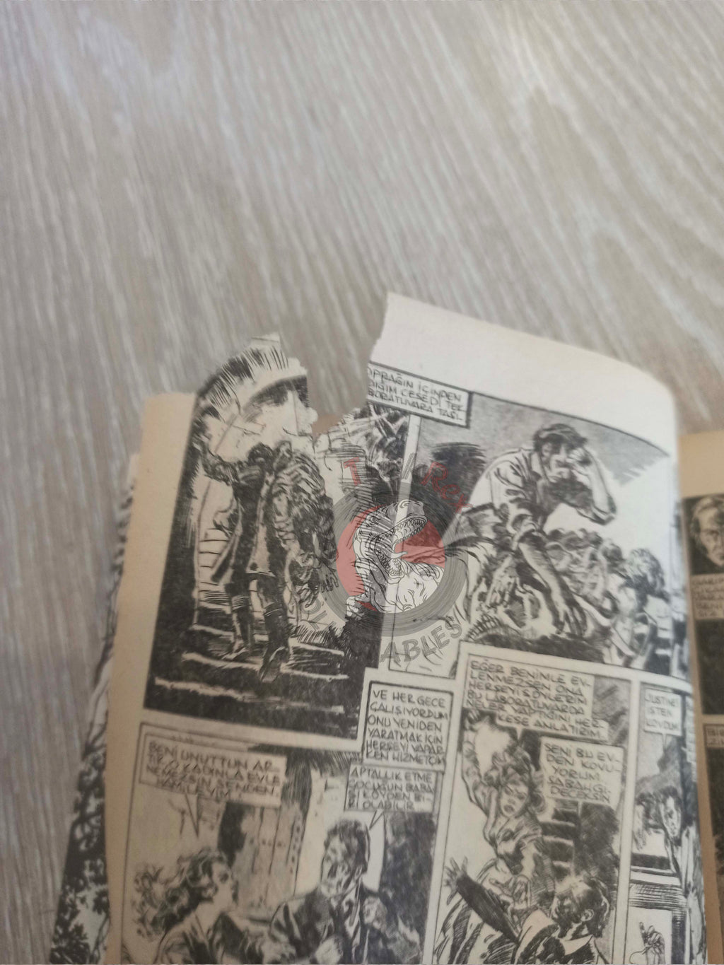 Vampirella #7 1976 Turkish Comic Turkey Warren Publishing cover #33 #17 Morbius
