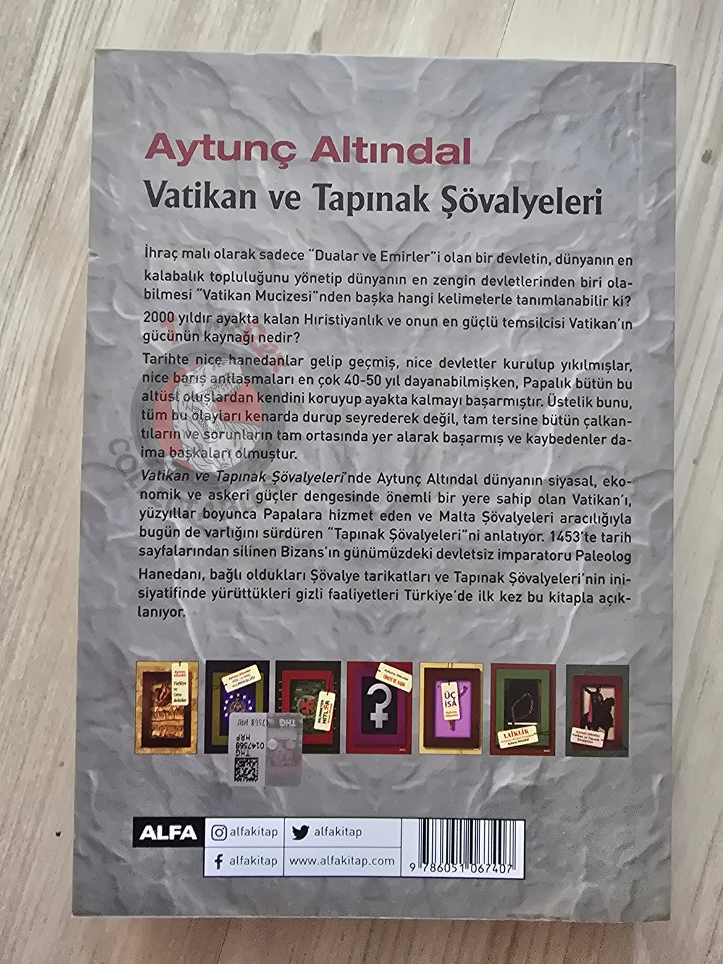 The Vatican and the Knights Templar 2017 Turkish Book Turkey