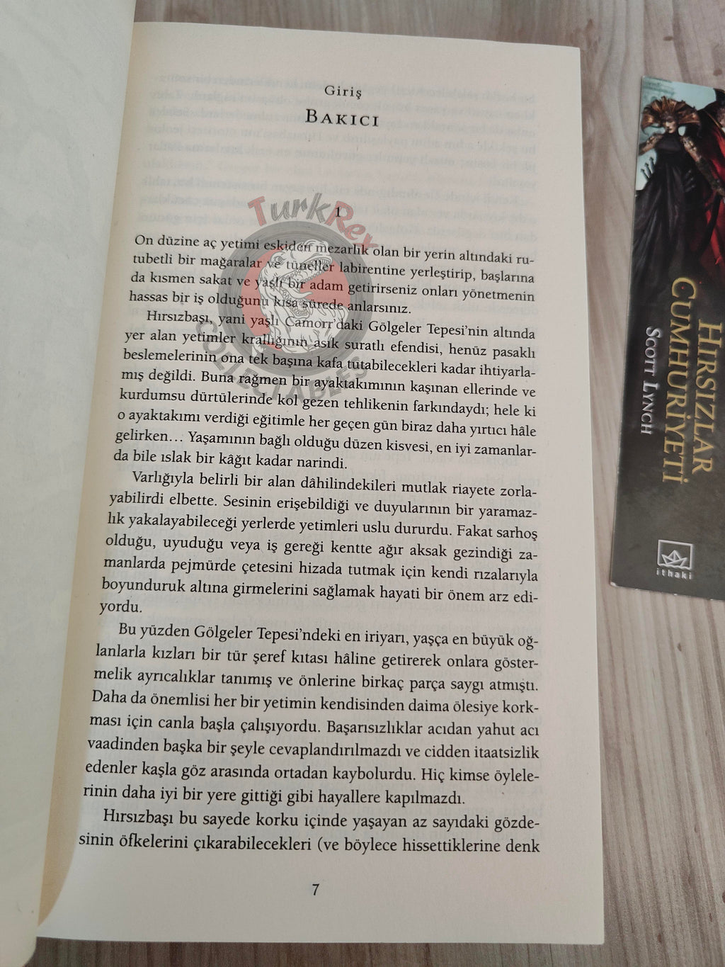 Scott Lynch – The Republic of Thieves 2016 1st Turkish Book Turkey Gentleman Bastard