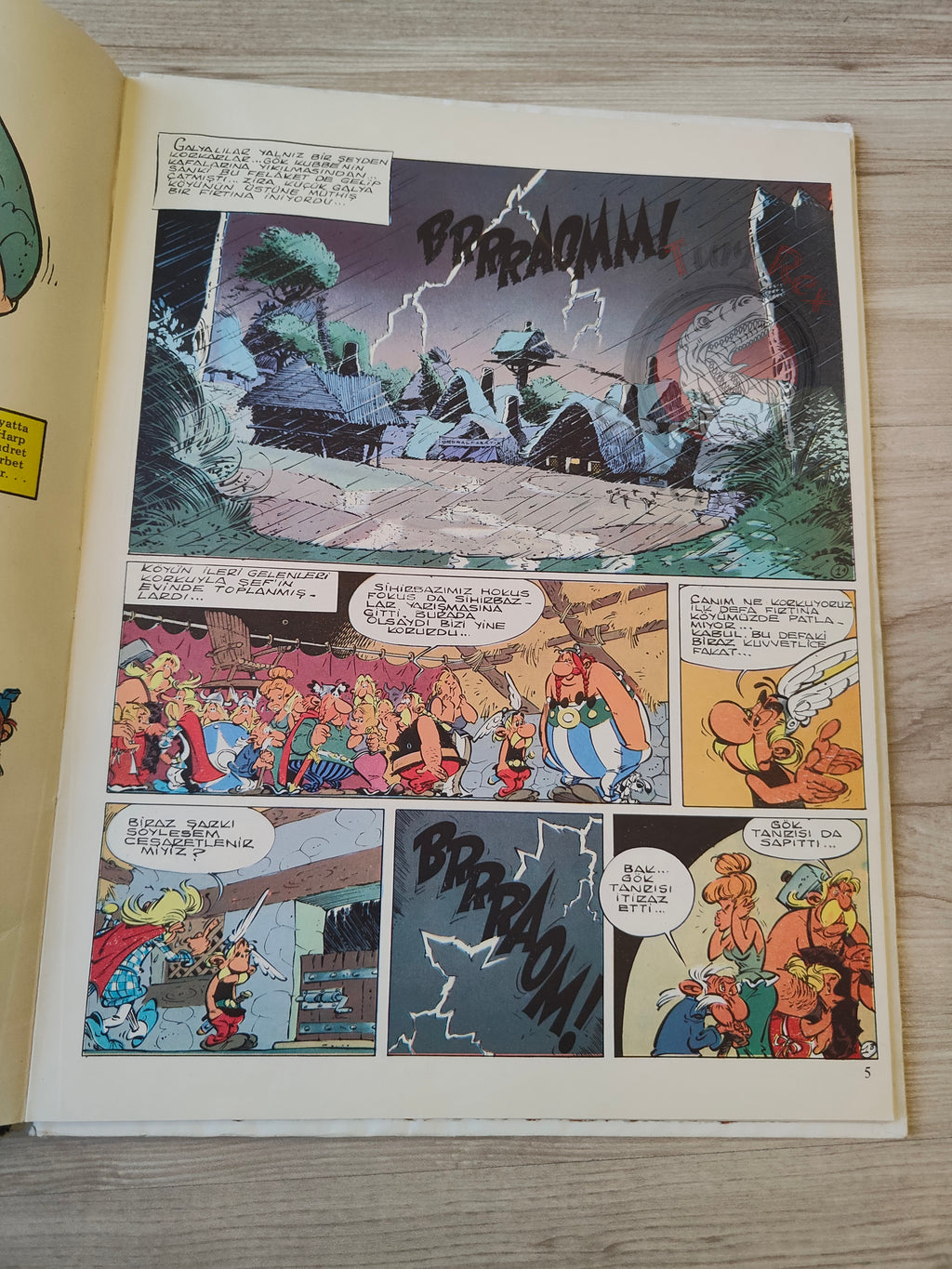 Asterix – Asterix and the Soothsayer 1981 Turkish Edition Comic Turkey