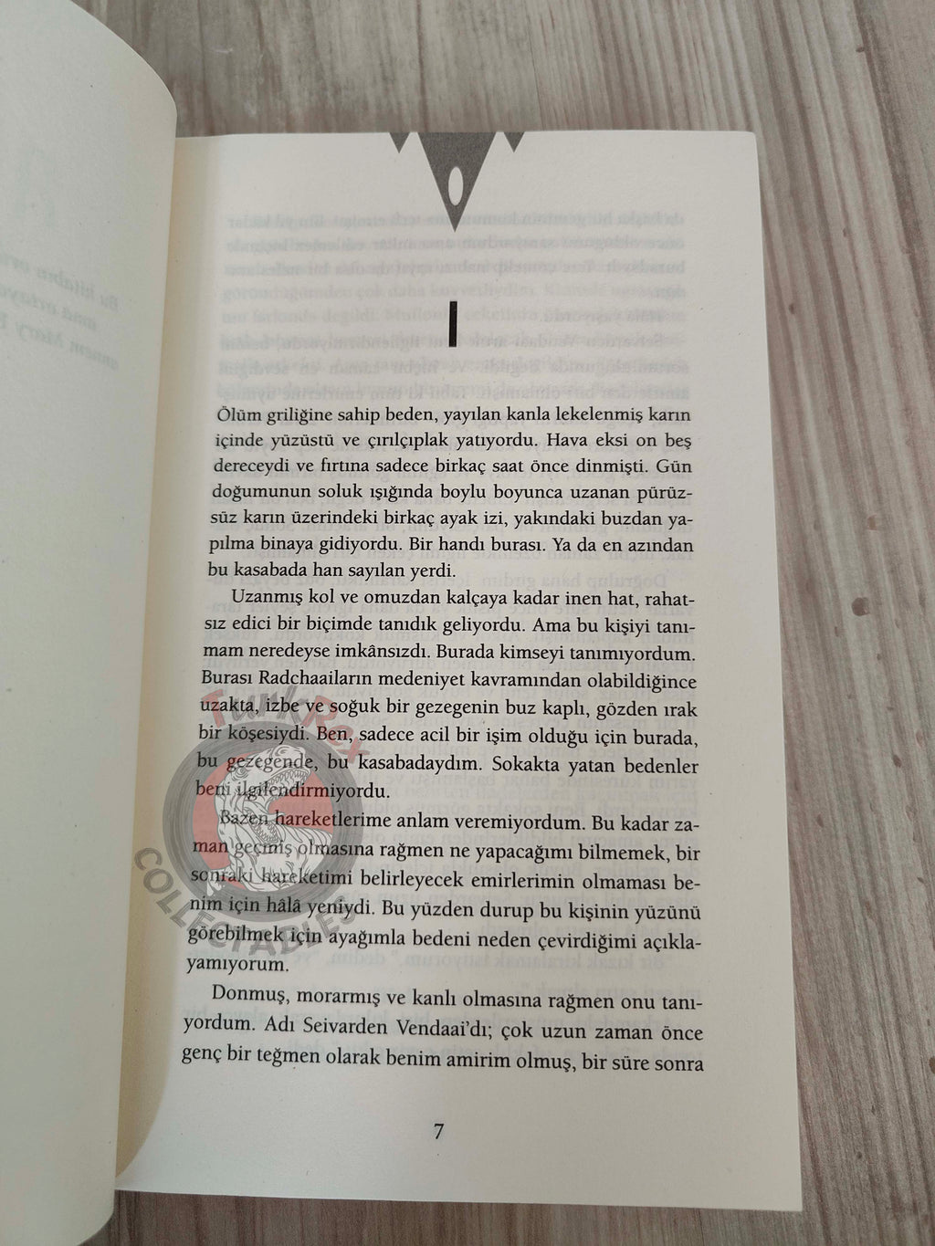Ann Leckie – Ancillary Justice 2015 1st Turkish Book Turkey