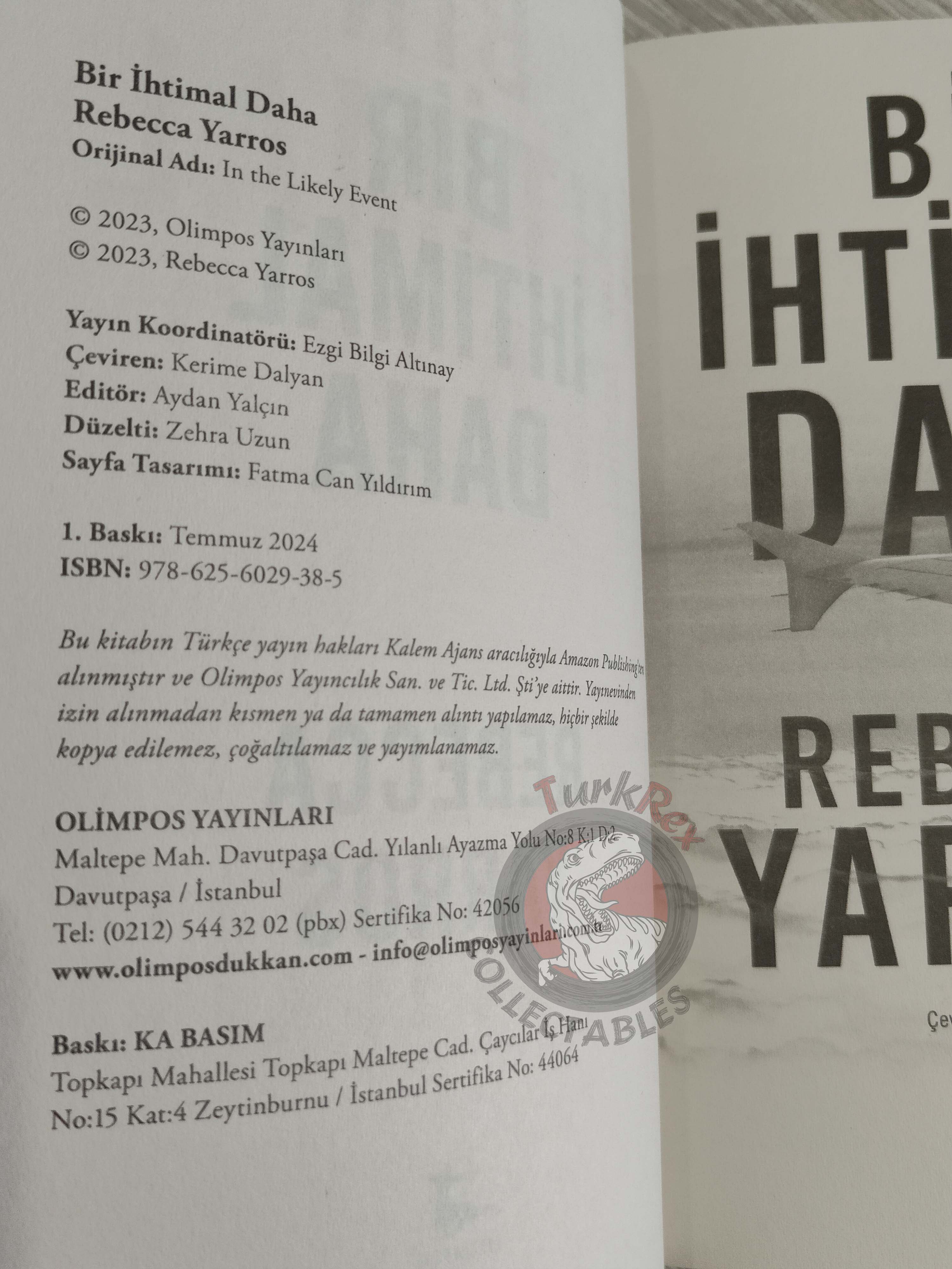 Rebecca Yarros – In the Likely Event 2024 Turkish Book Turkey