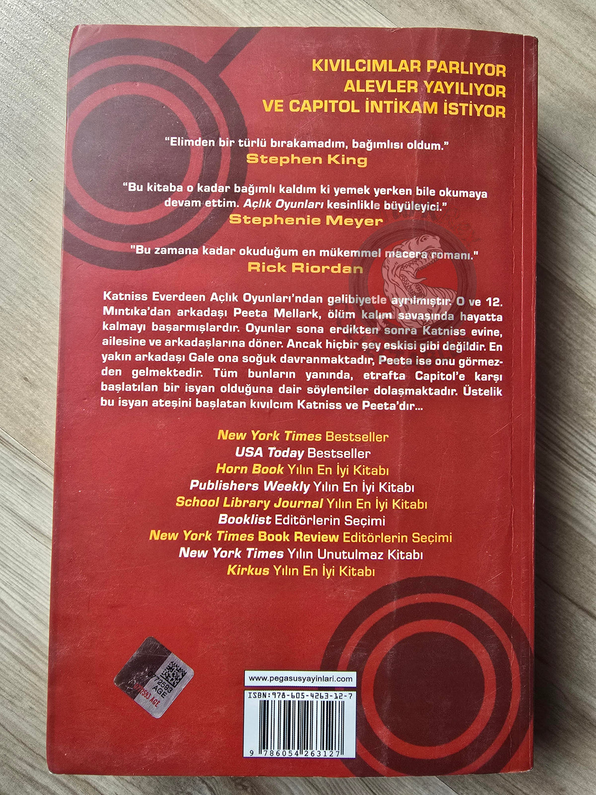 Suzanne Collins – Catching Fire Turkish Book Turkey The Hunger Games