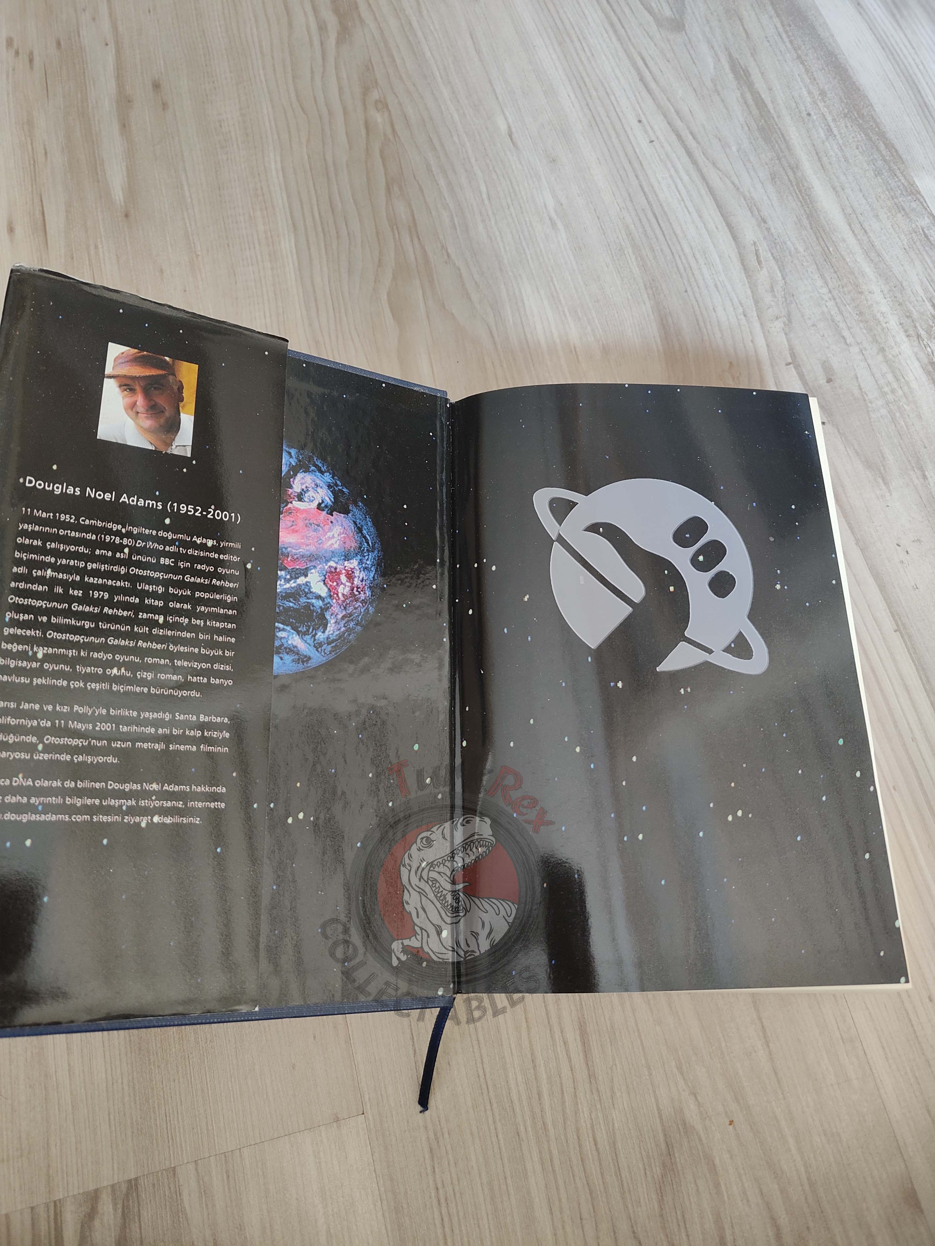 Douglas Adams – The Hitchhiker’s Guide to the Galaxy 2015 HC/DJ Turkish Book Turkey