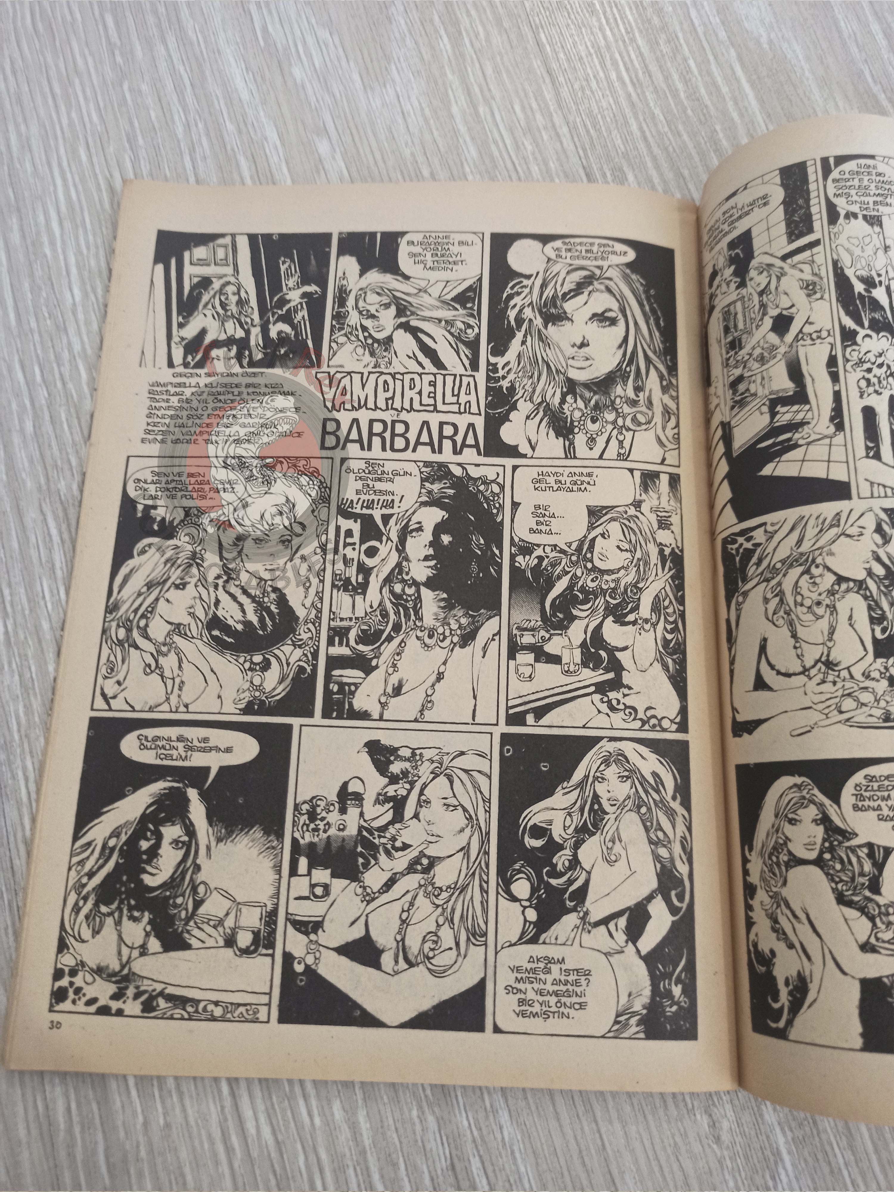 Vampirella #4 1976 Turkish Comic Turkey Warren Publishing cover #37 #14 #47