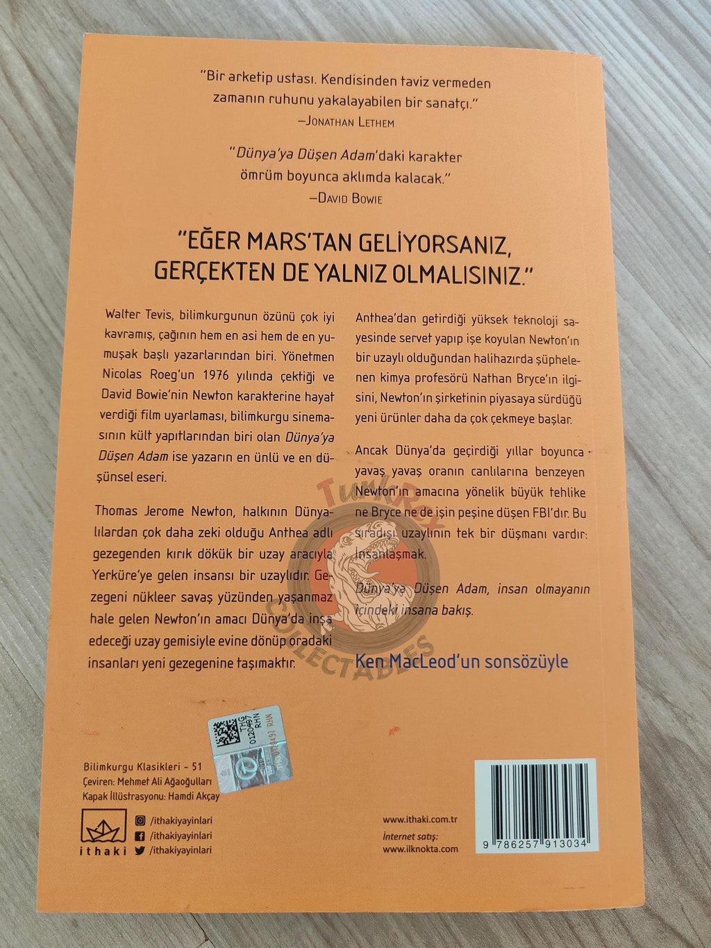 Walter Tevis – The Man Who Fell to Earth 2020 Turkish Book Turkey