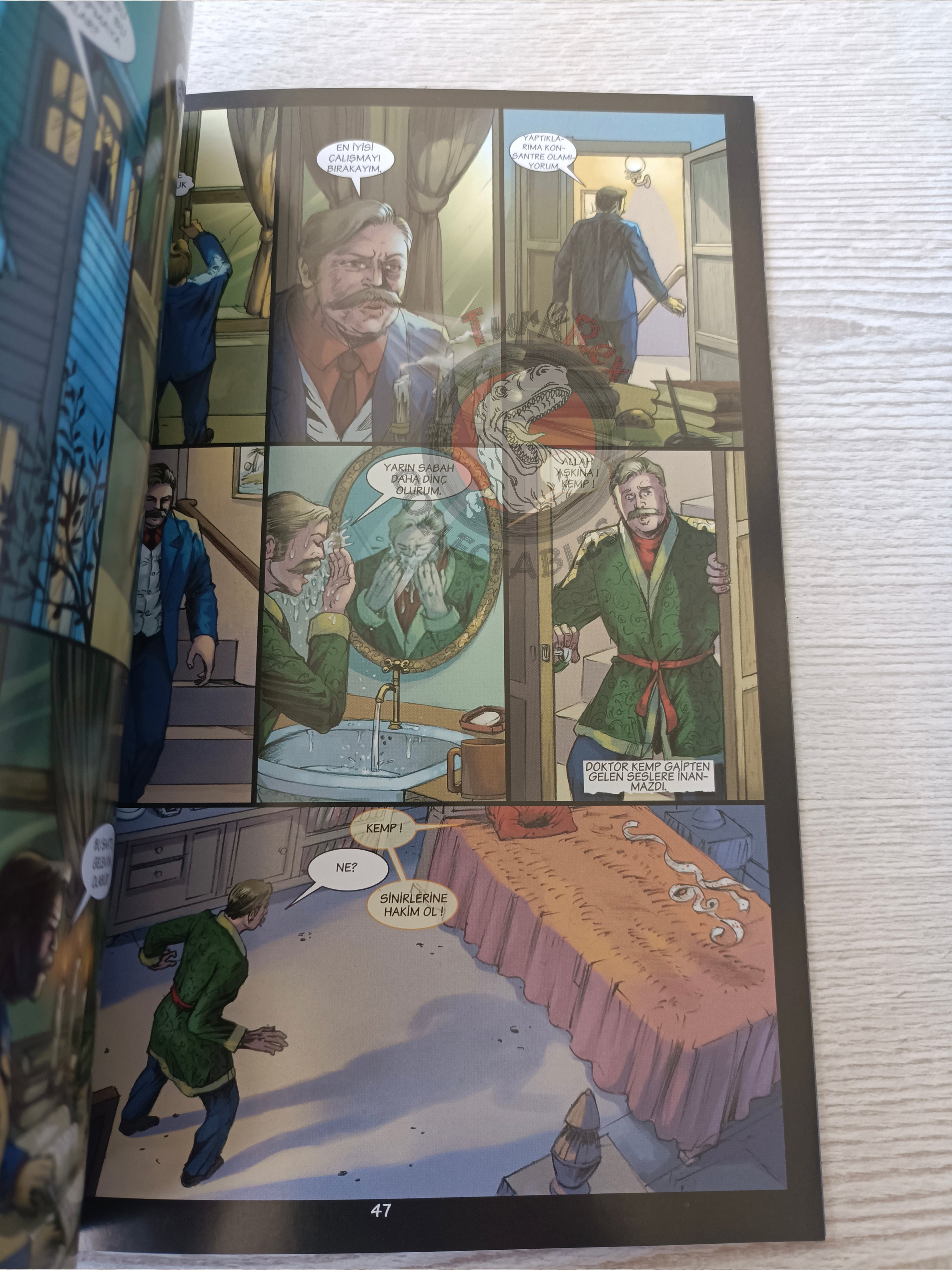 The Invisible Man –  H. G. Wells Turkish Comic Turkey Campfire Classics