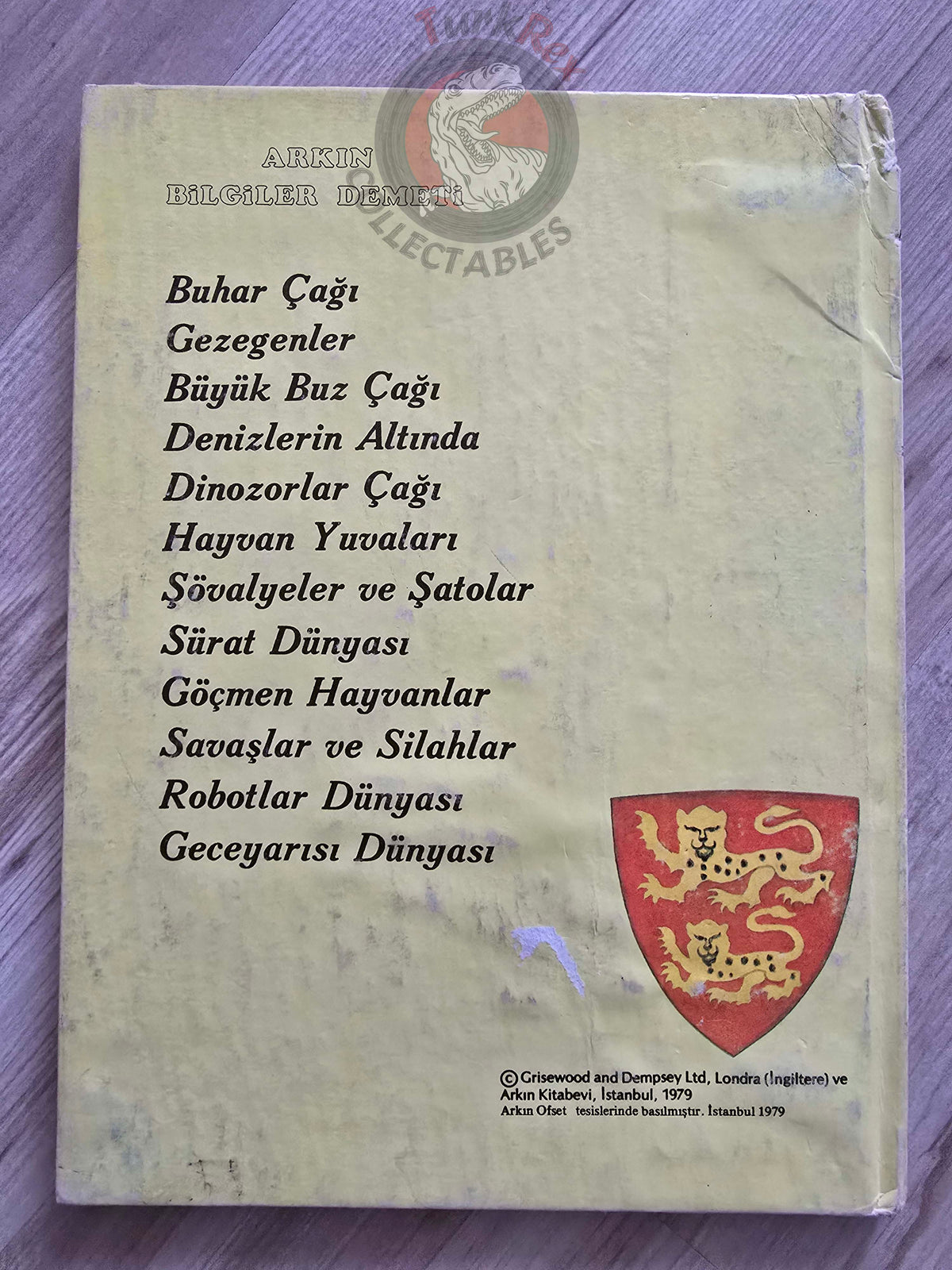 Knights and Castles 1979 HC Turkish Book Turkey Illustrated  Grisewood and Dempsey