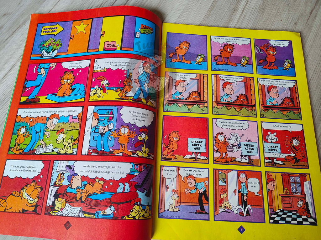 Garfield #15 1997 Turkish Magazine Comic Turkey Power Rangers