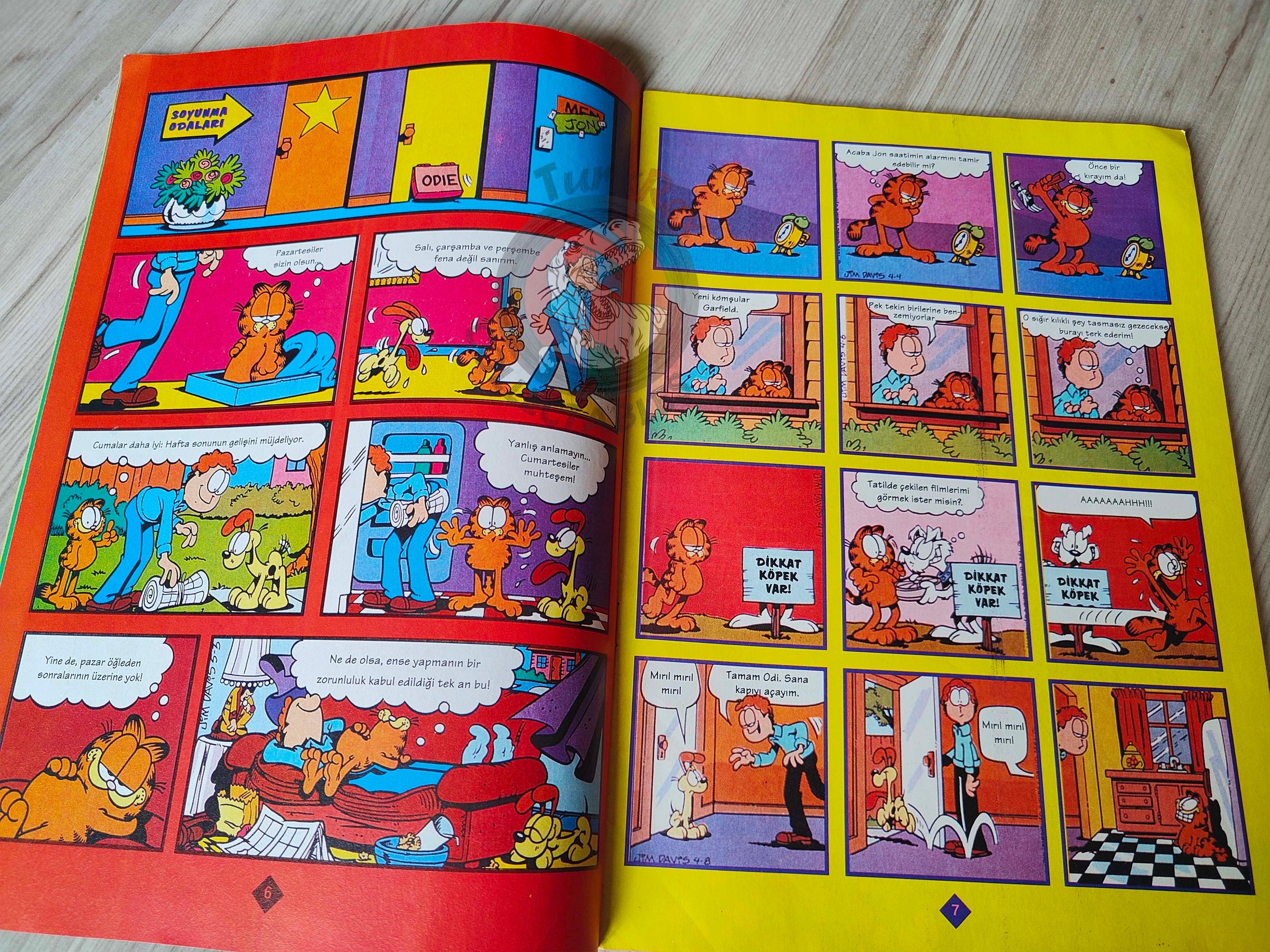 Garfield #15 1997 Turkish Magazine Comic Turkey Power Rangers