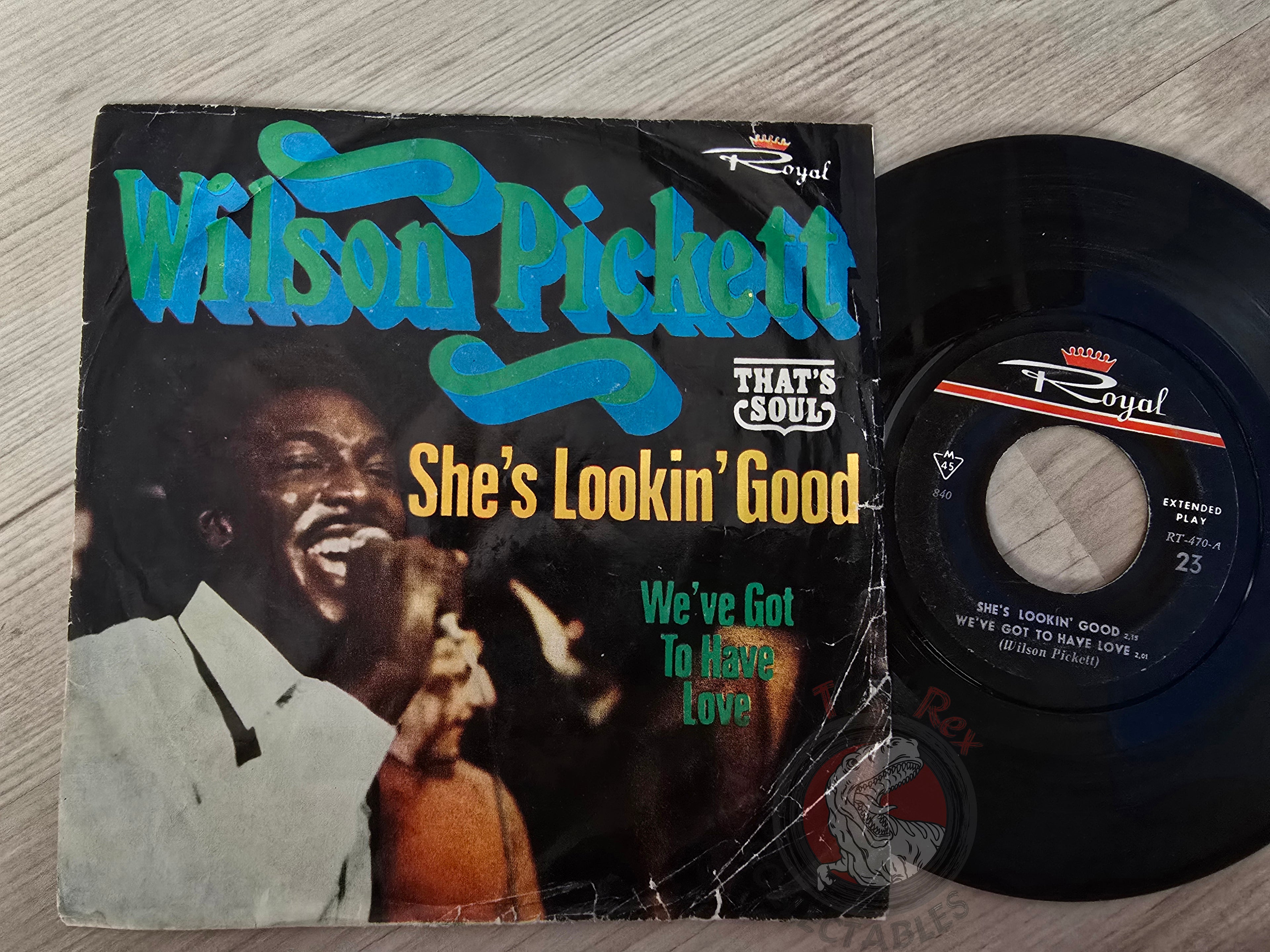 Wilson Pickett / Tom Jones – She's Looking Good  7" Iran Pressing Vinyl Iranian Edition 2