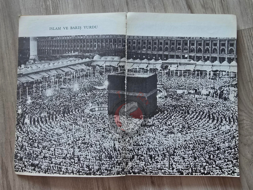 Saudi Arabia Kingdom 1970s Turkish Book Turkey with Maps King Faisal Bin Abdulaziz Al Saud