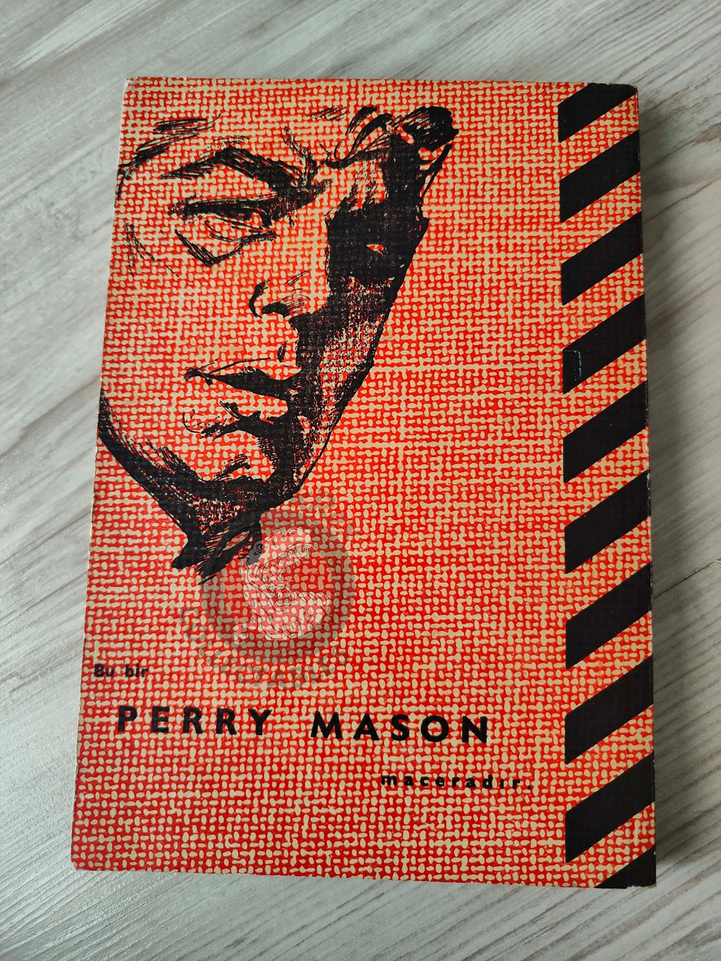 Erle Stanley Gardner – The Case of the Perjured Parrot 1965 Turkish Book Turkey