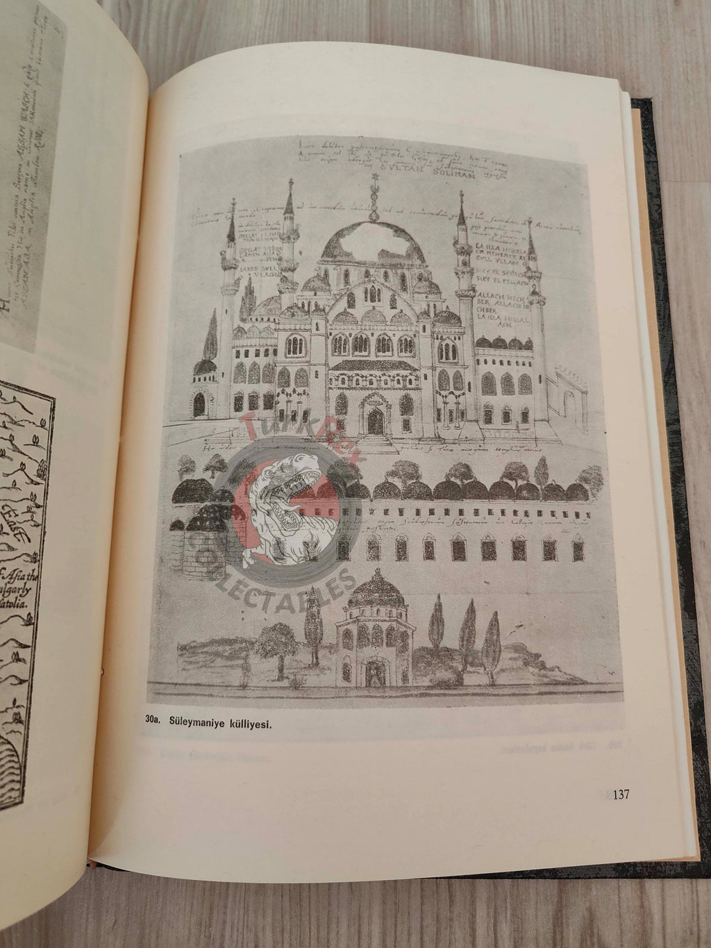 Life in Istanbul in the XVIth Century According to British Travellers 1983 Turkish Book Turkey