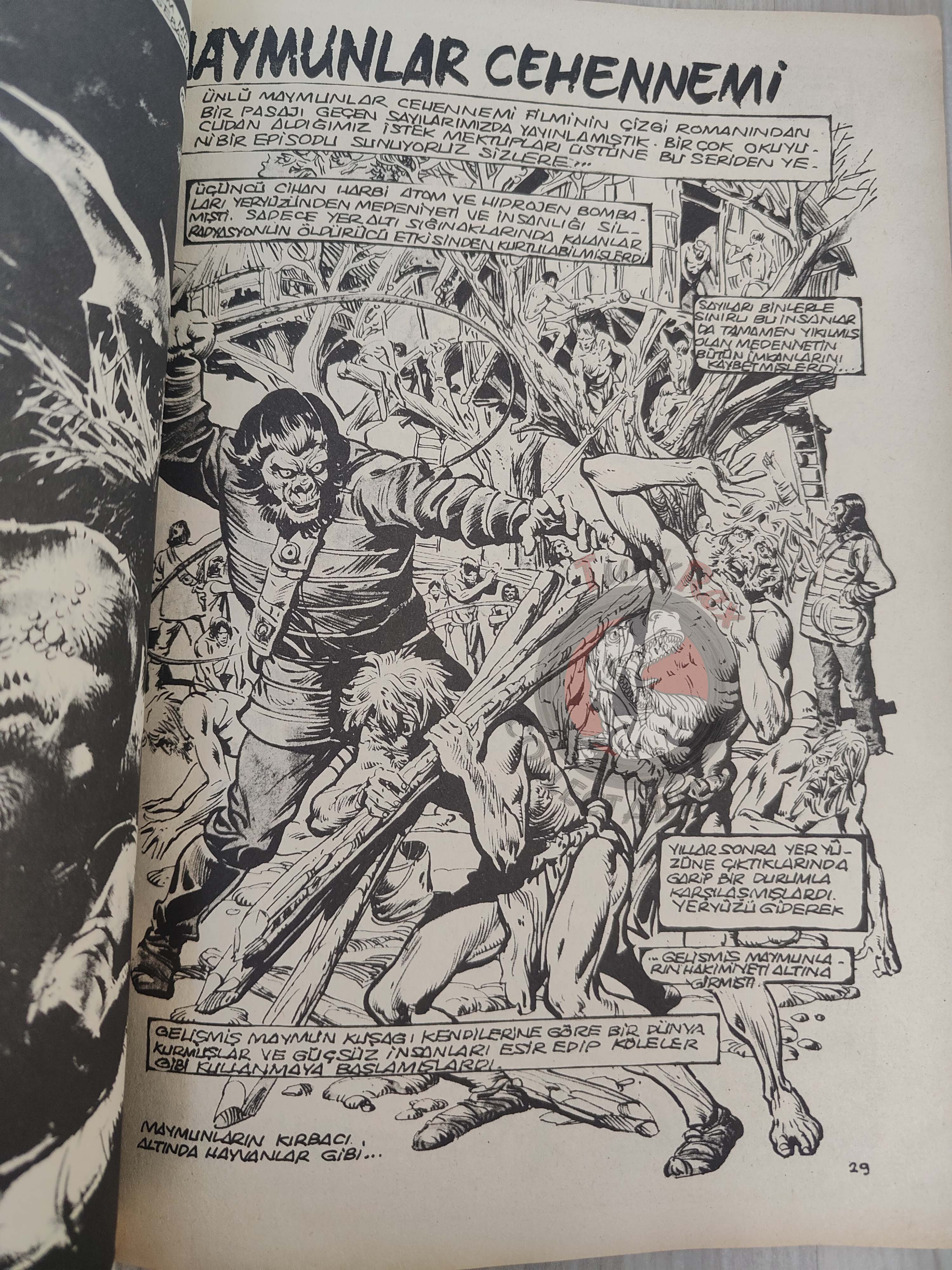 Vampirella #27 1977 Turkish Comic Turkey Warren cover #60 Space 1999 Planet Of The Apes