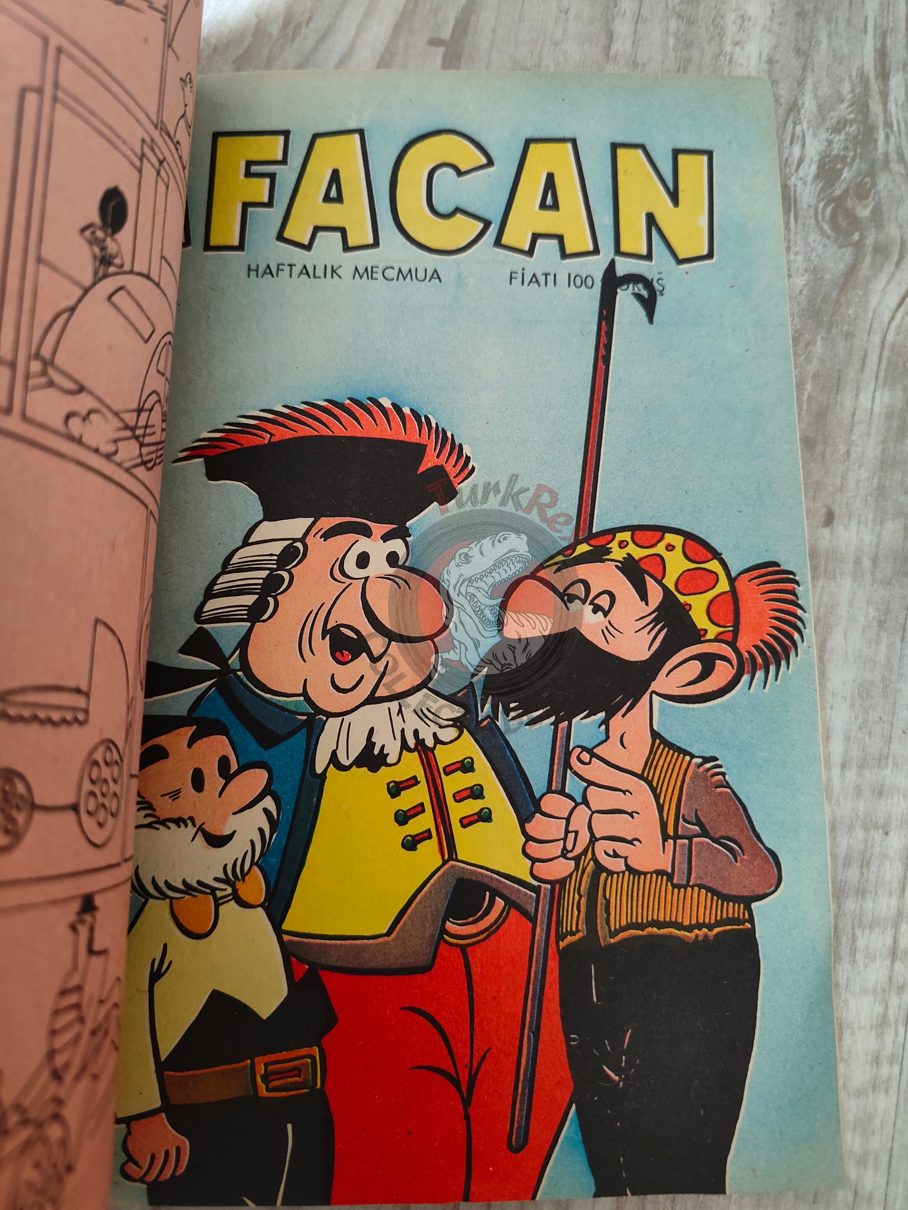 Le Vieux Nick et Barbe-Noire - Dans la gueule du dragon 1970 Turkish Comic Turkey