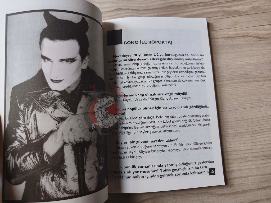 U2 Biography Book 1997 1st by Turkish Writer Book Turkey