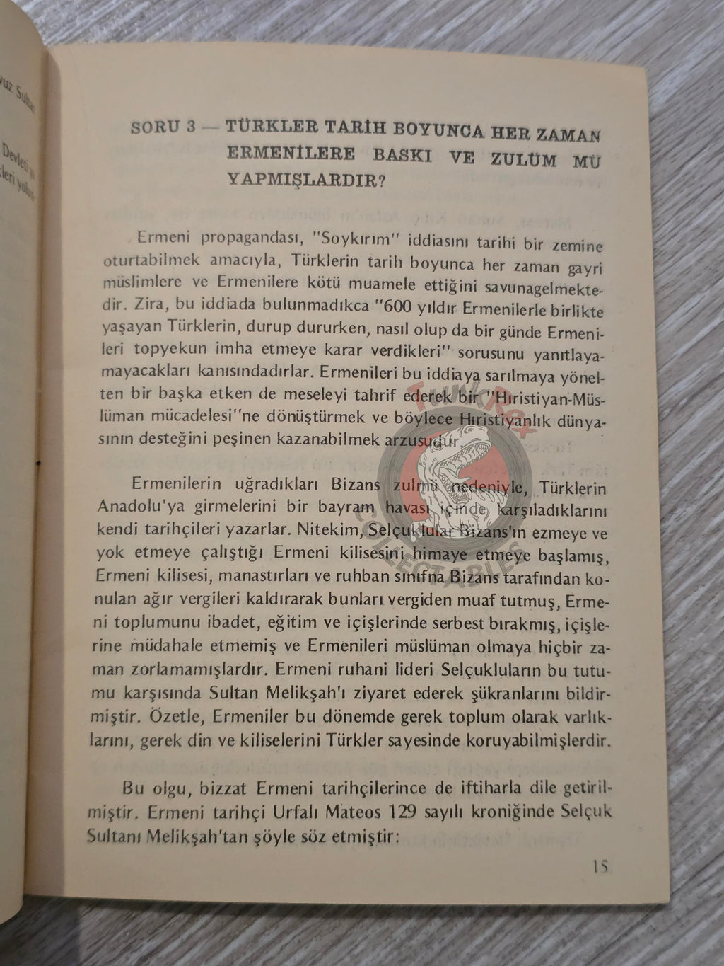 The Armenian Question in Nine Questions and Answers 1980s Turkish Book Turkey Armenia