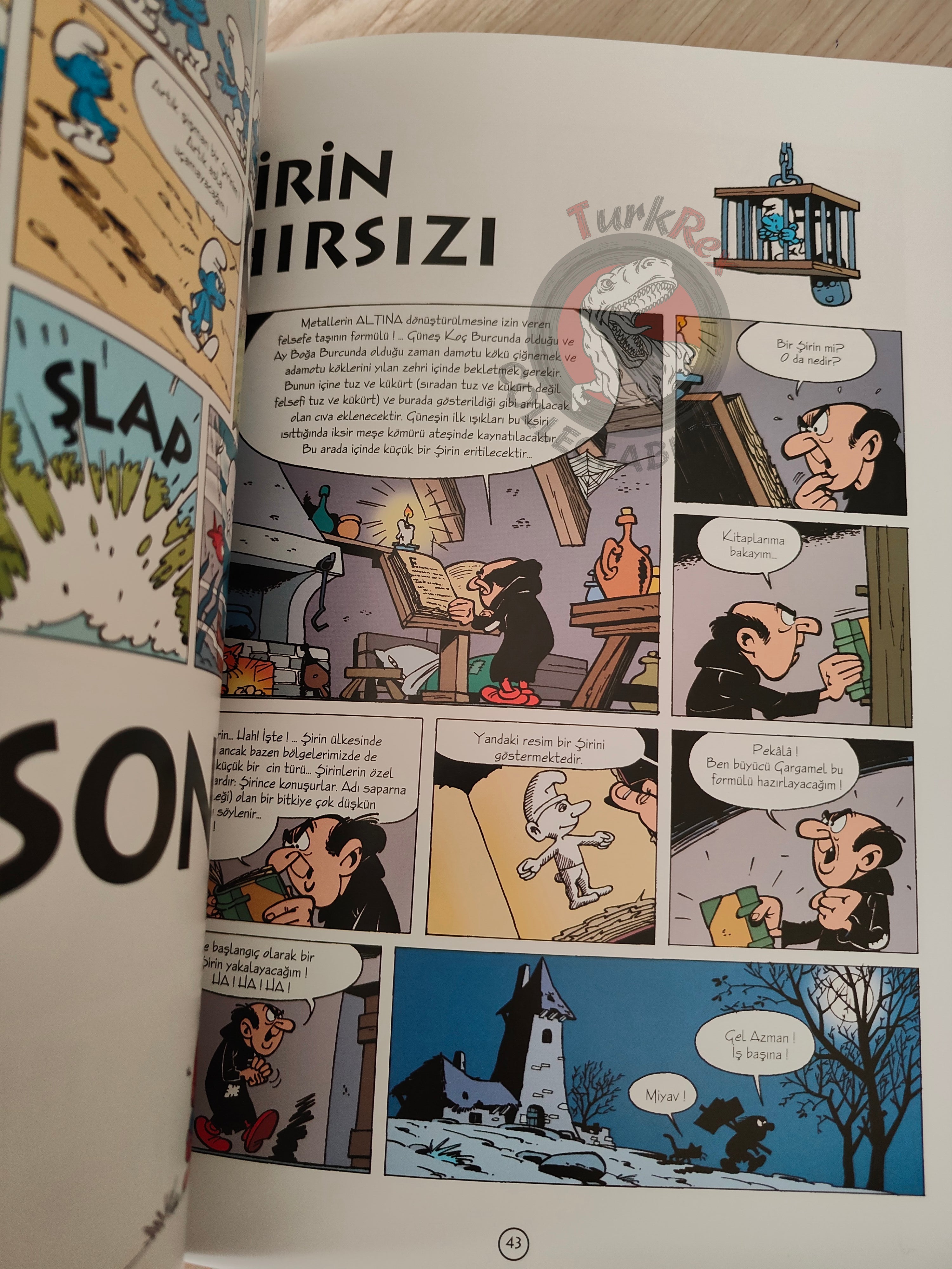 The Smurfs #1 The Black Smurfs 2011 Turkish Comic Turkey Schtroumpf