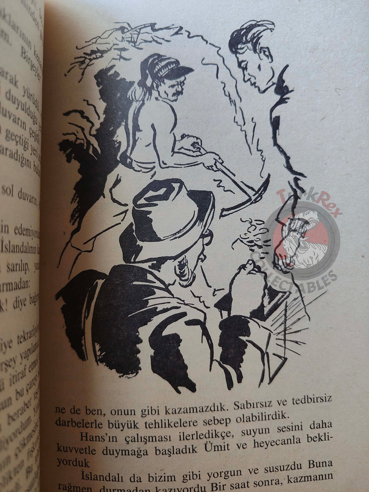 Jules Verne – Journey to the Center of the Earth 1967 Turkish Book Turkey Illustrated