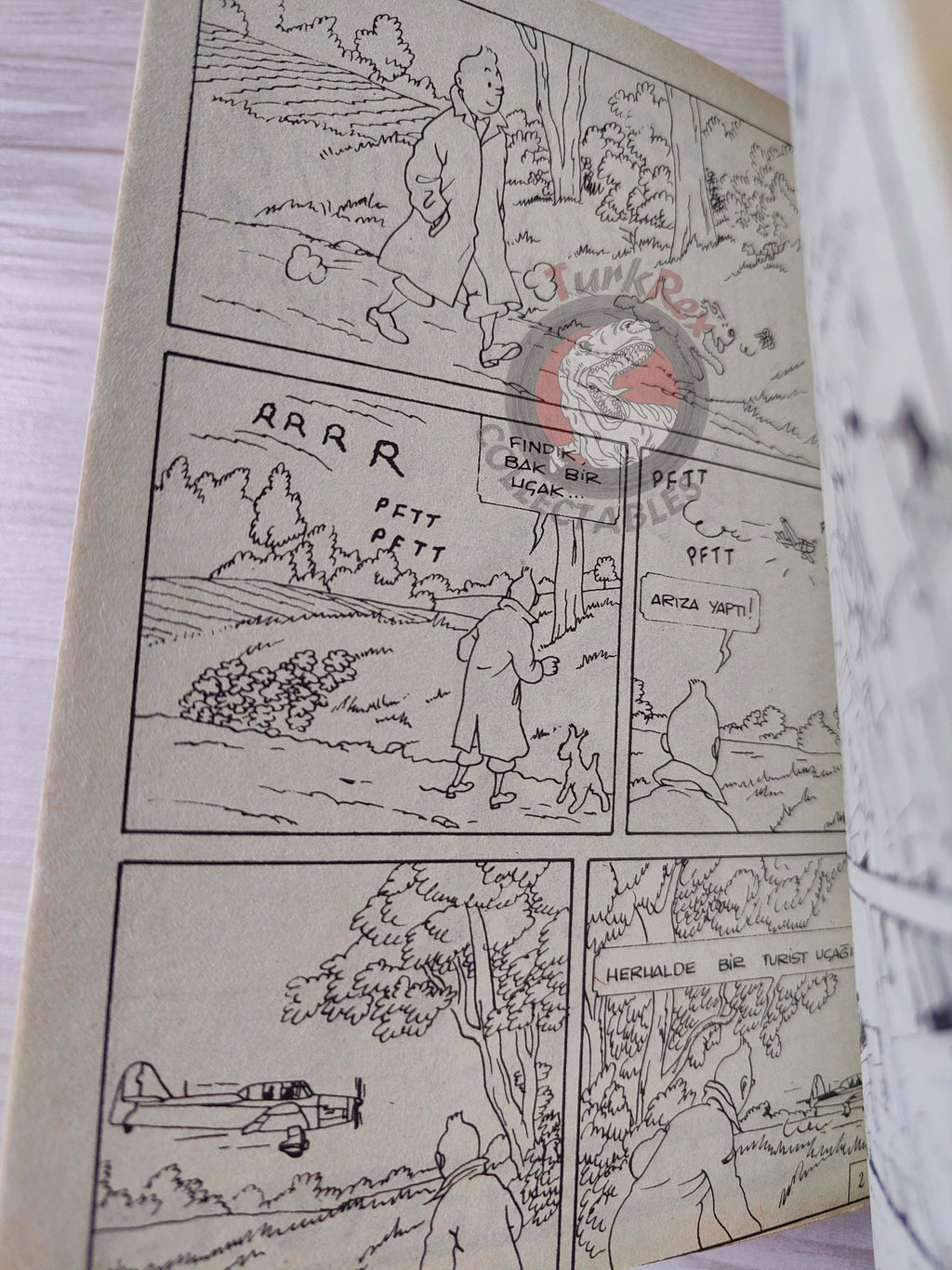 Tintin – King Ottokar’s Sceptre & The Black Island late 1980s Turkish Edition Comic Turkey