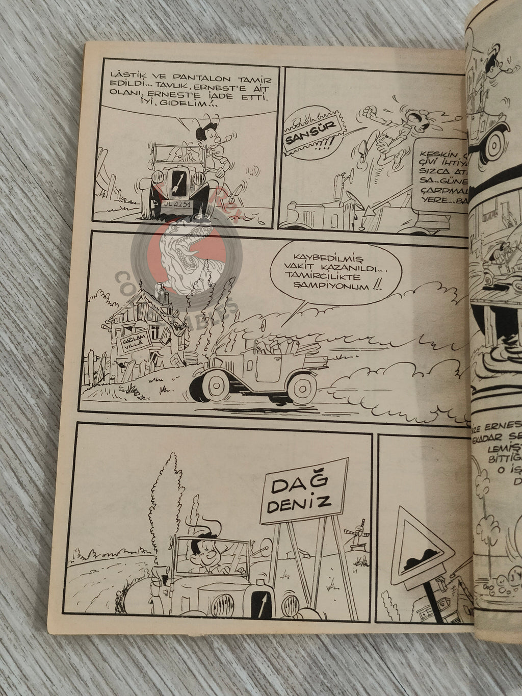 Johan et Pirlouit #18 1982 Turkish Comic Turkey  Le Sire de Montresor #8