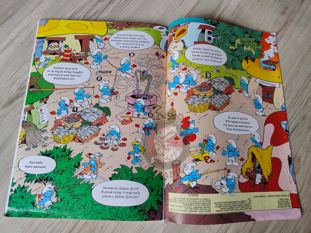 The Smurfs #4 1995 Turkish Comic Magazine Turkey Schtroumpf