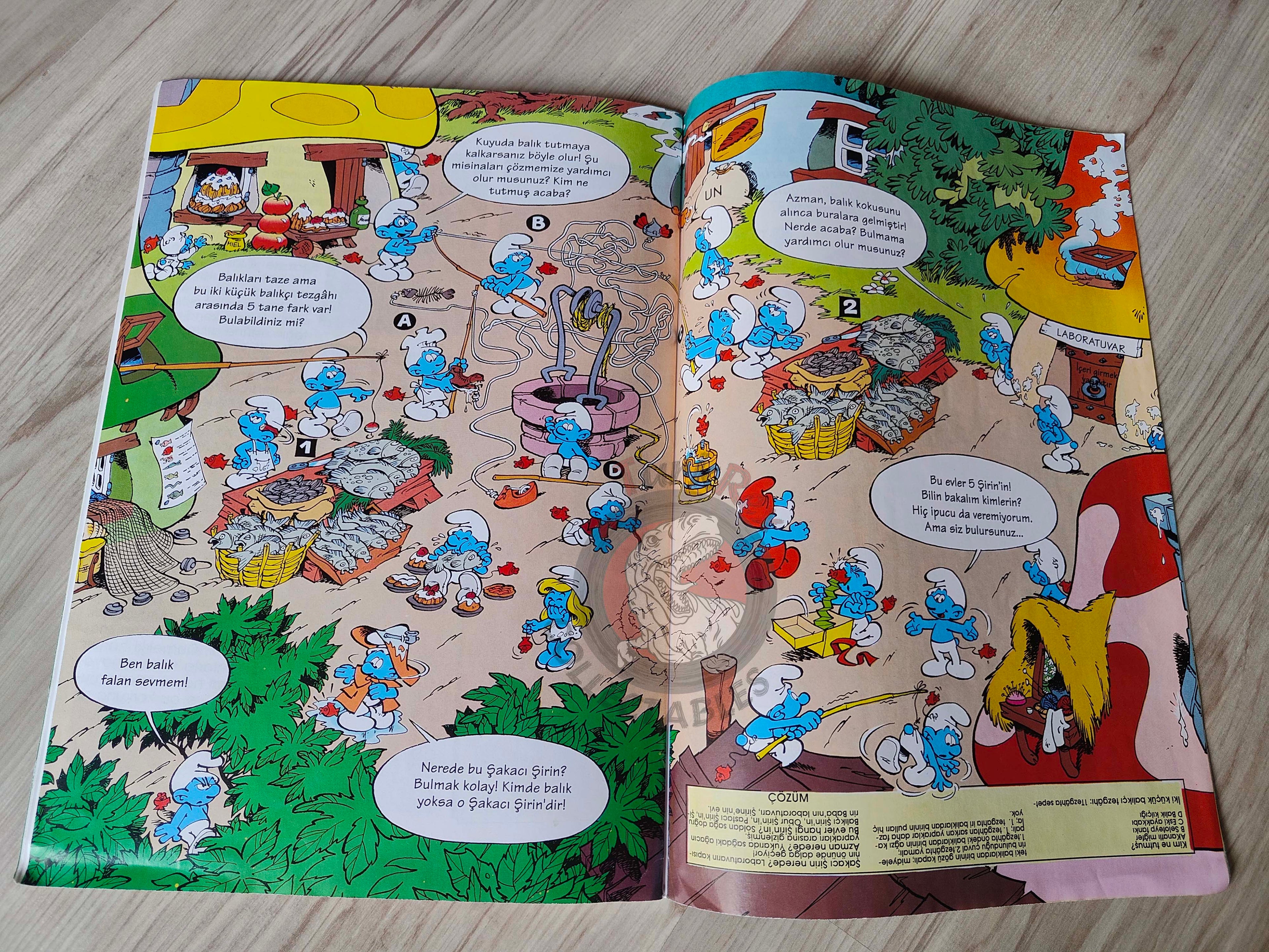 The Smurfs #4 1995 Turkish Comic Magazine Turkey Schtroumpf