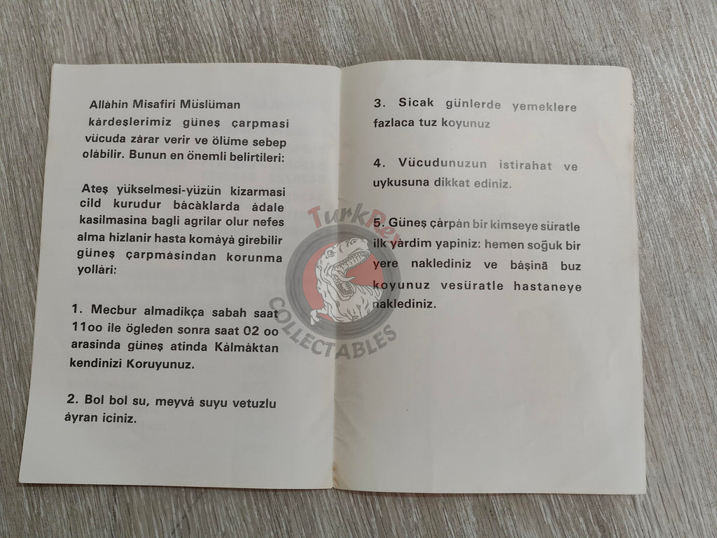 Hajj Health Guide Turkish English Pilgrimage Book with Saudi Arabia Map Mecca Kaaba