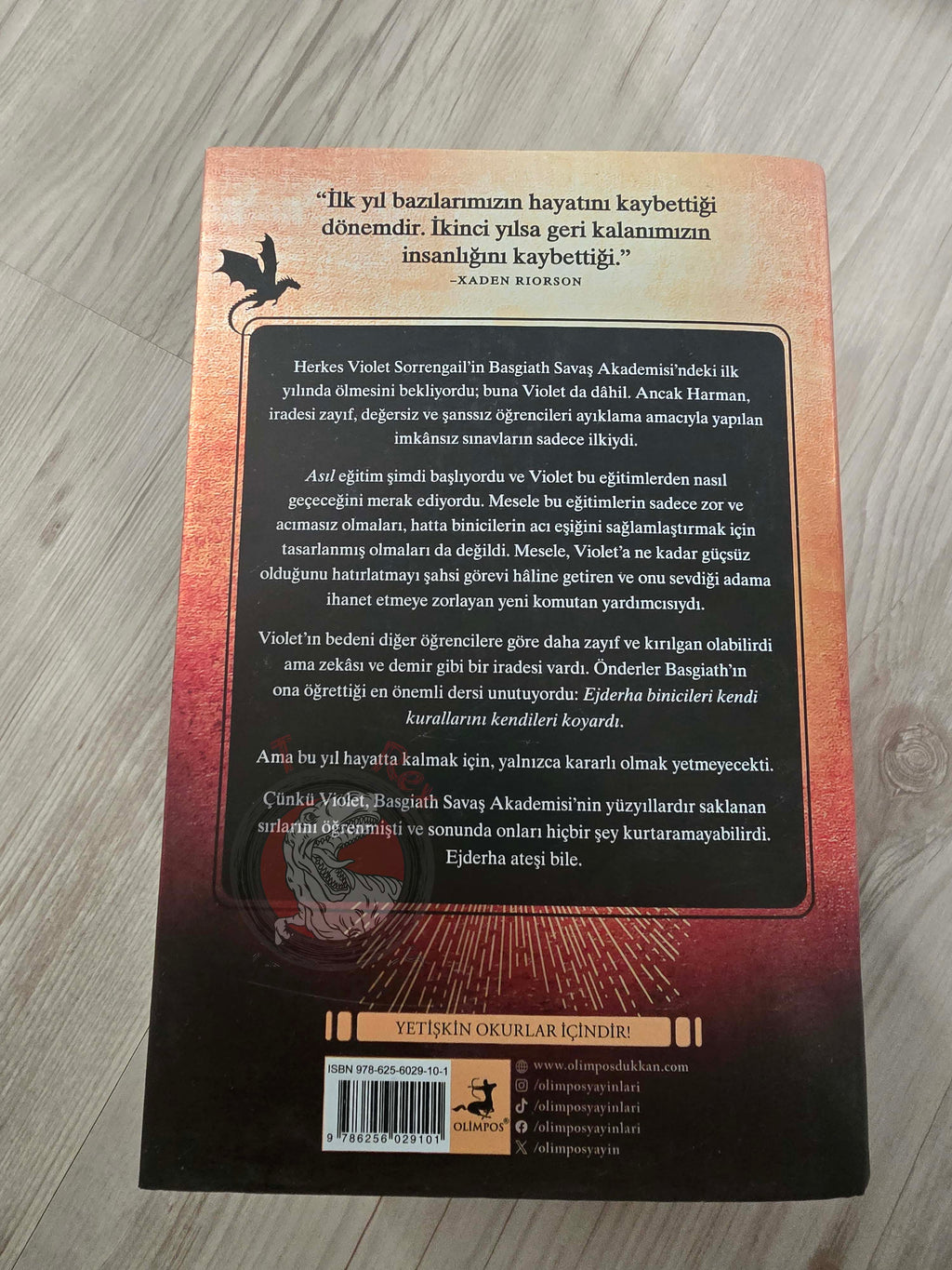 Rebecca Yarros –  Iron Flame 2024 1st HC/DJ Turkish Book Turkey Sprayed edges
