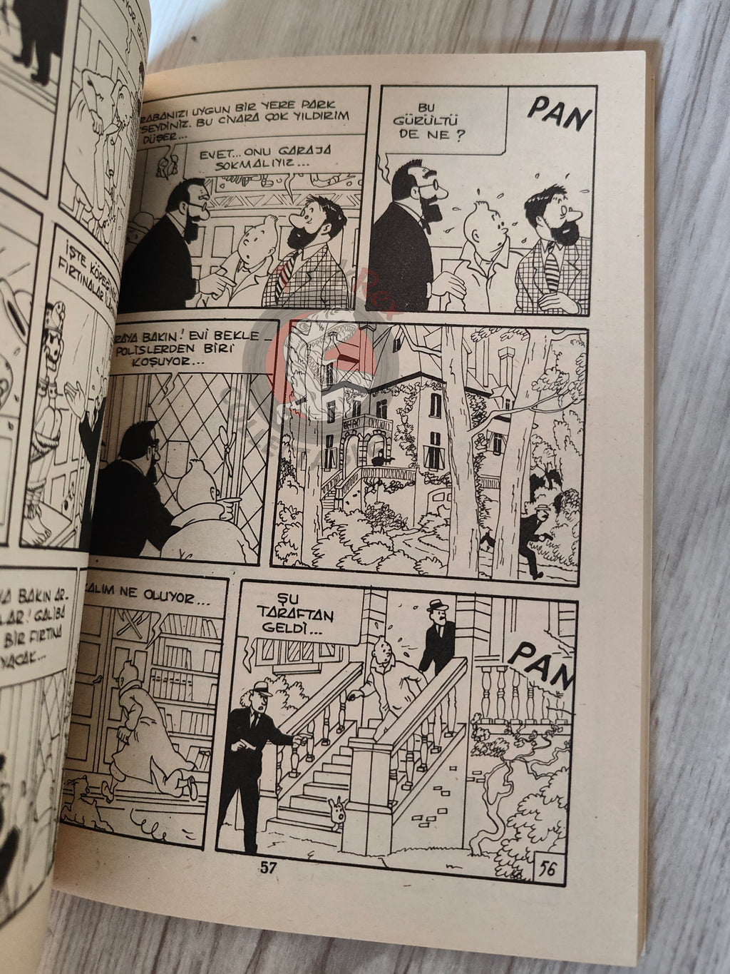 Tintin – The Seven Crystal Balls early 1980s Turkish Edition Comic Turkey