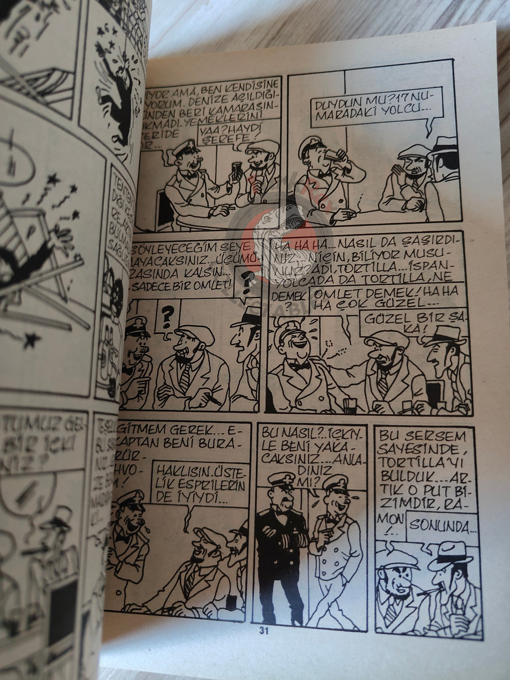 Tintin –  The Broken Ear mid 1980s Turkish Edition Comic Turkey 1