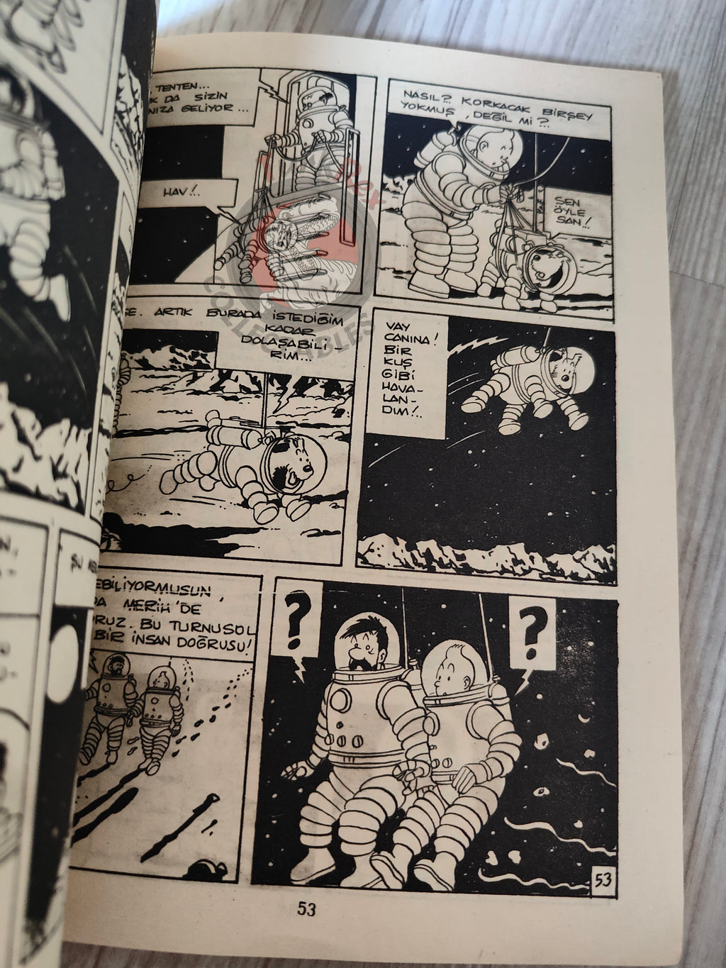 Tintin – Explorers on the Moon early 1980s Turkish Edition Comic Turkey