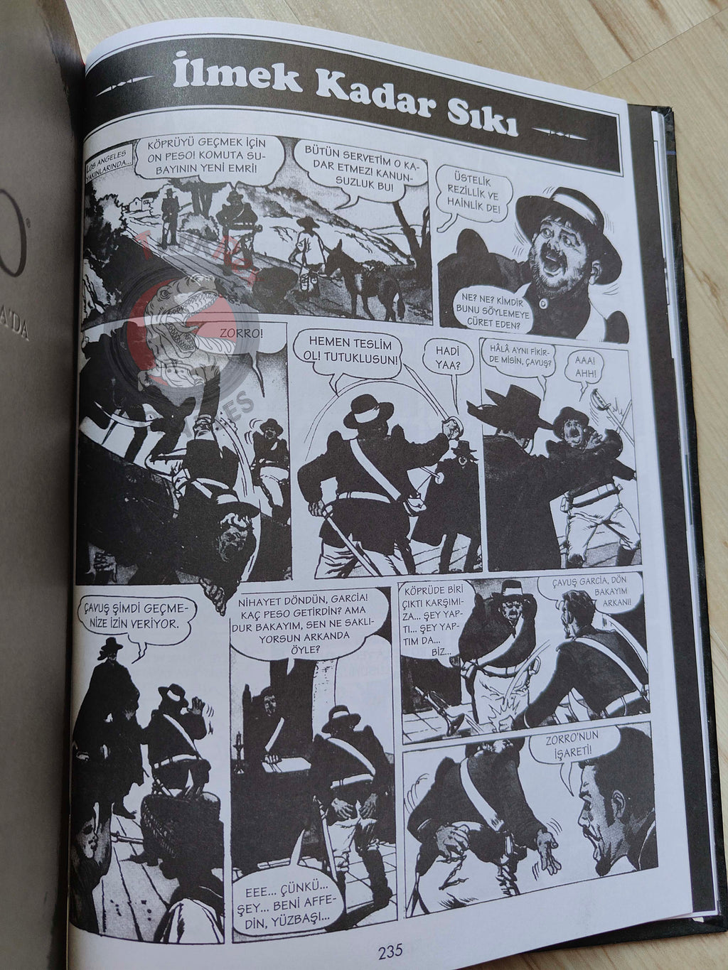 The Complete Classic Adventures of Zorro – Alex Toth Turkish Comic Turkey HC