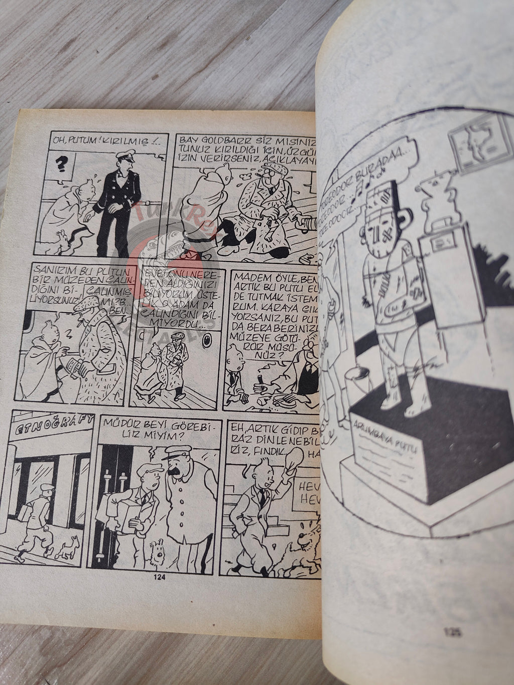 Tintin –  The Broken Ear mid 1980s Turkish Edition Comic Turkey 2