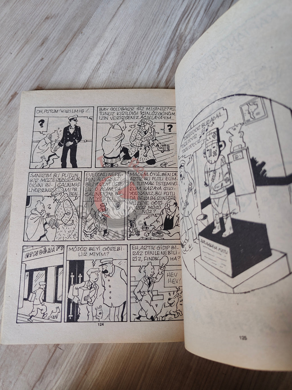 Tintin –  The Broken Ear mid 1980s Turkish Edition Comic Turkey 1