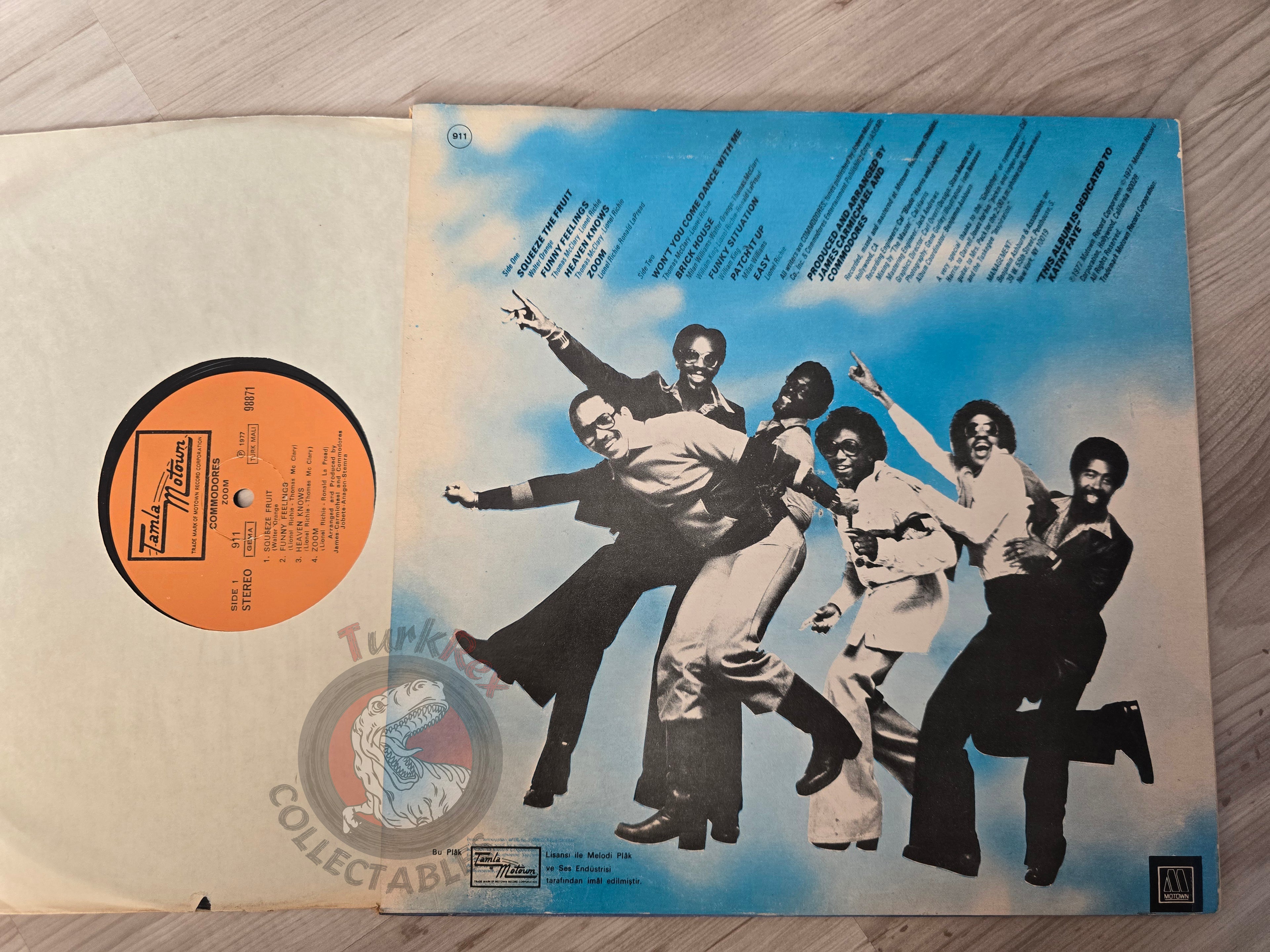 Commodores – Commodores  Turkish Pressing Vinyl Turkey Edition